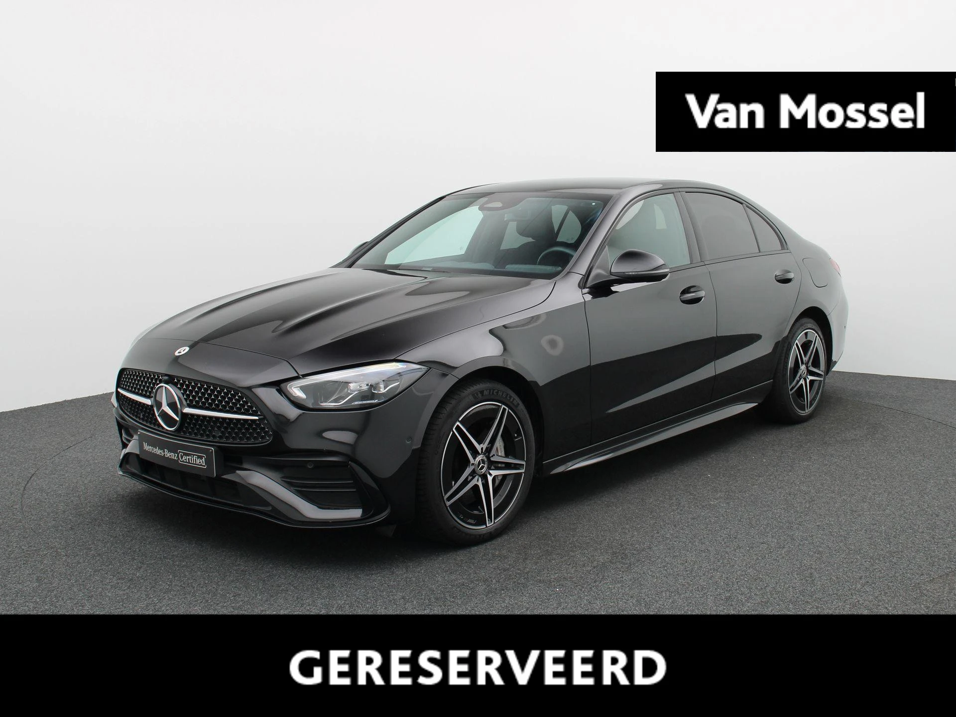 Mercedes-Benz-C-Klasse-image-0