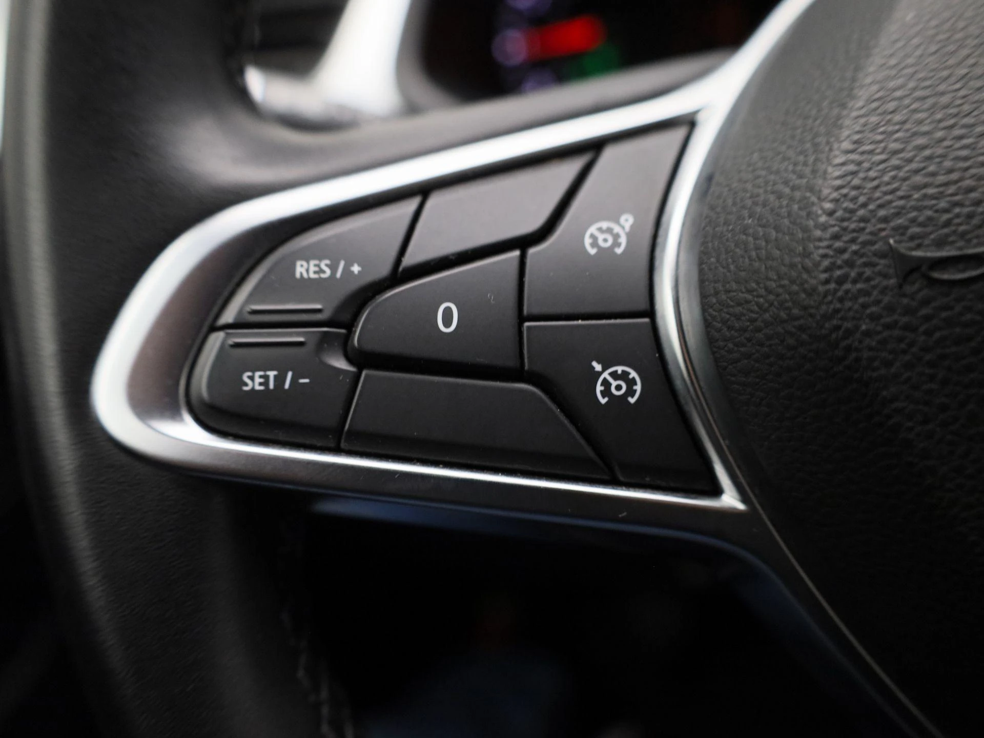 Renault-Captur-image-16
