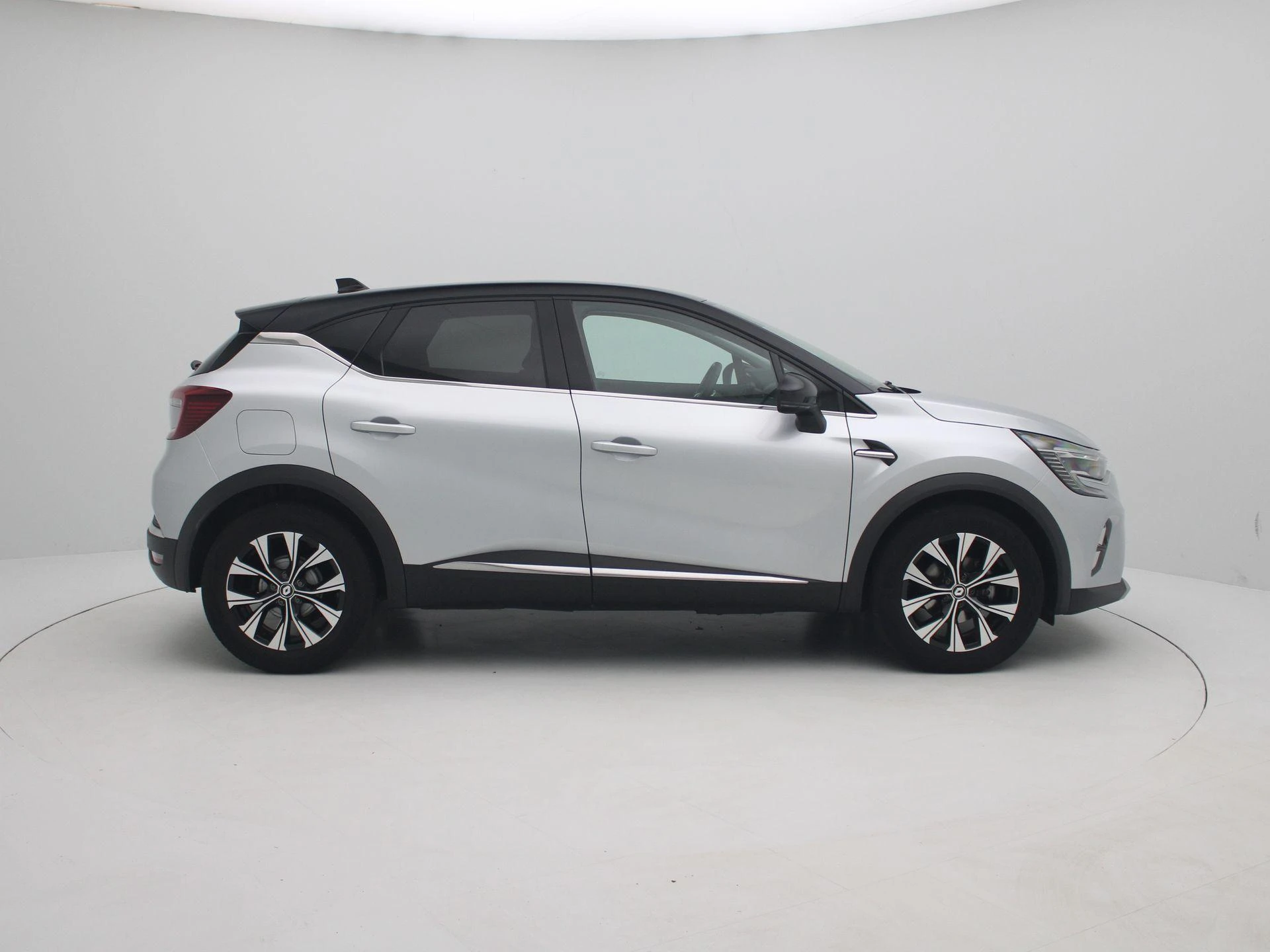 Renault-Captur-image-5