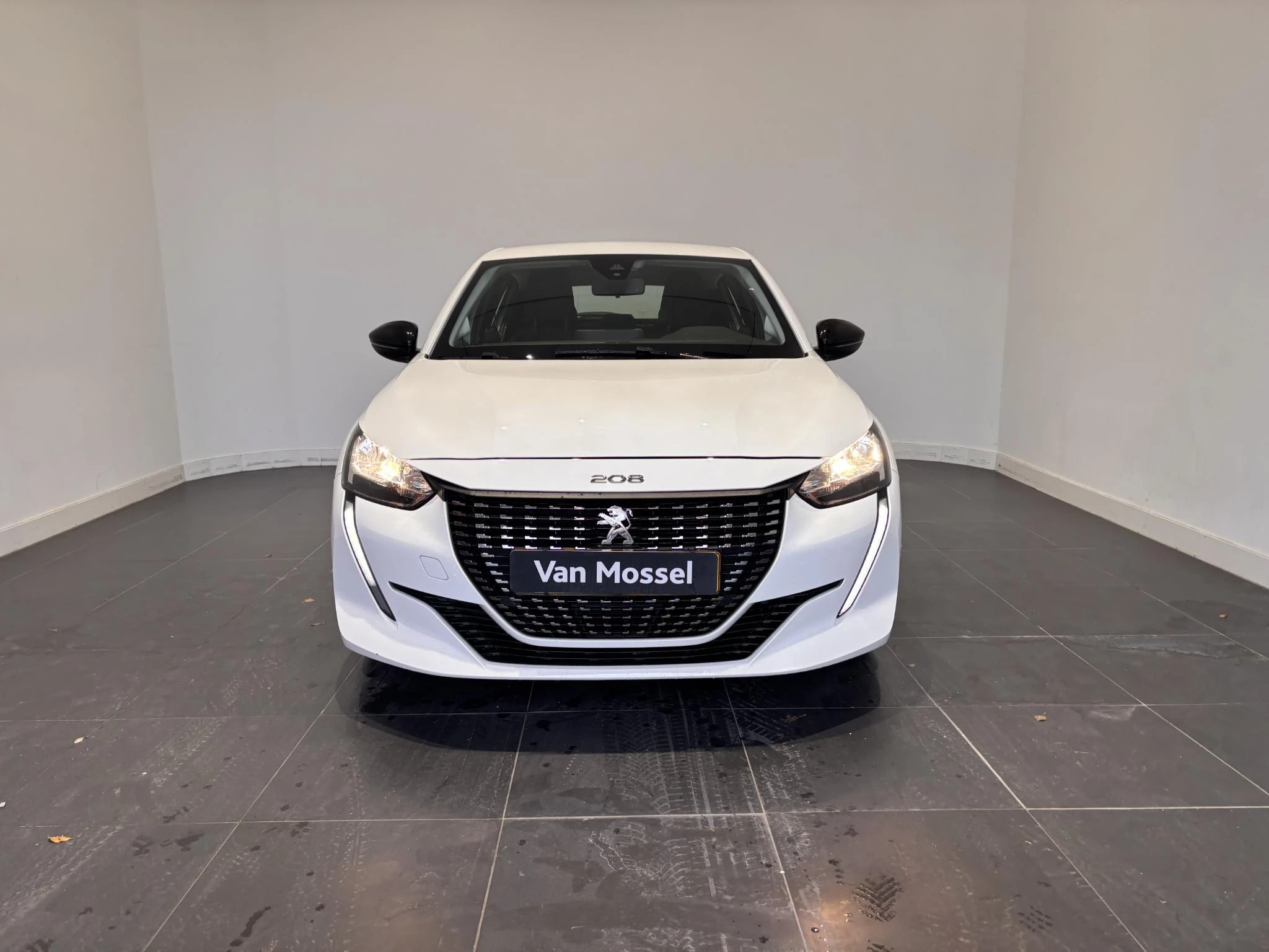 Peugeot-208-image-1