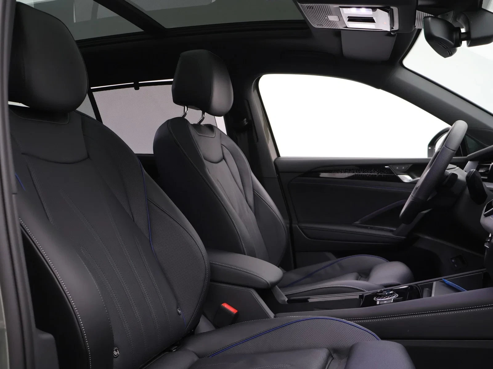 Volkswagen Tayron eHybrid (PHEV) Tayron R-Line Business Premium 1.5TSI eHybrid *DEMO*