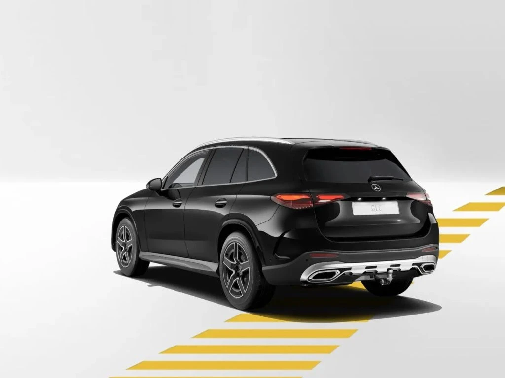 Mercedes-Benz-GLC 300 d-image-4