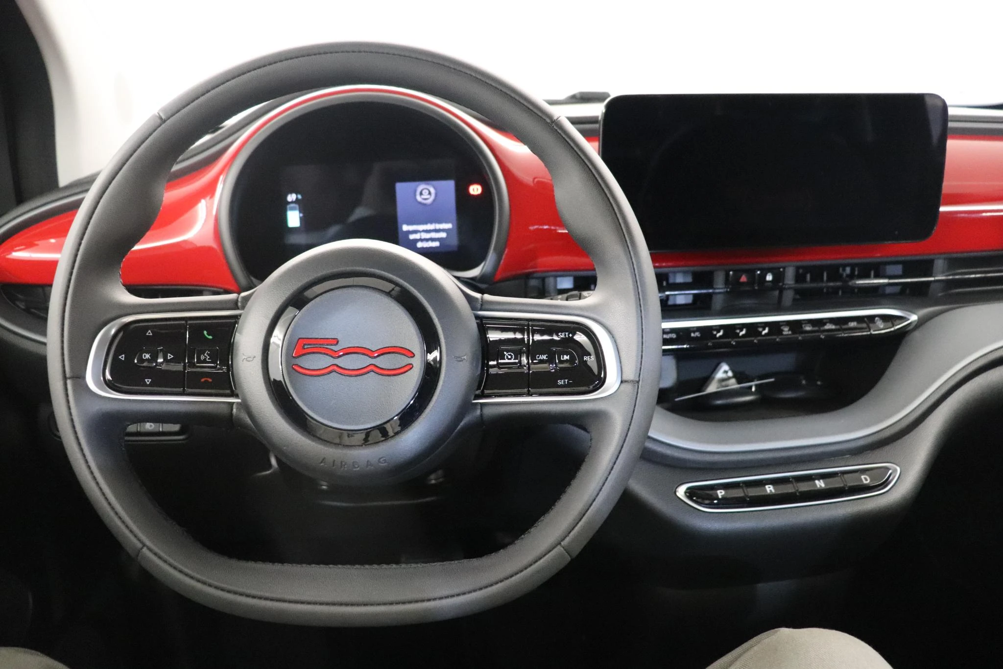 Fiat-500e-image-13