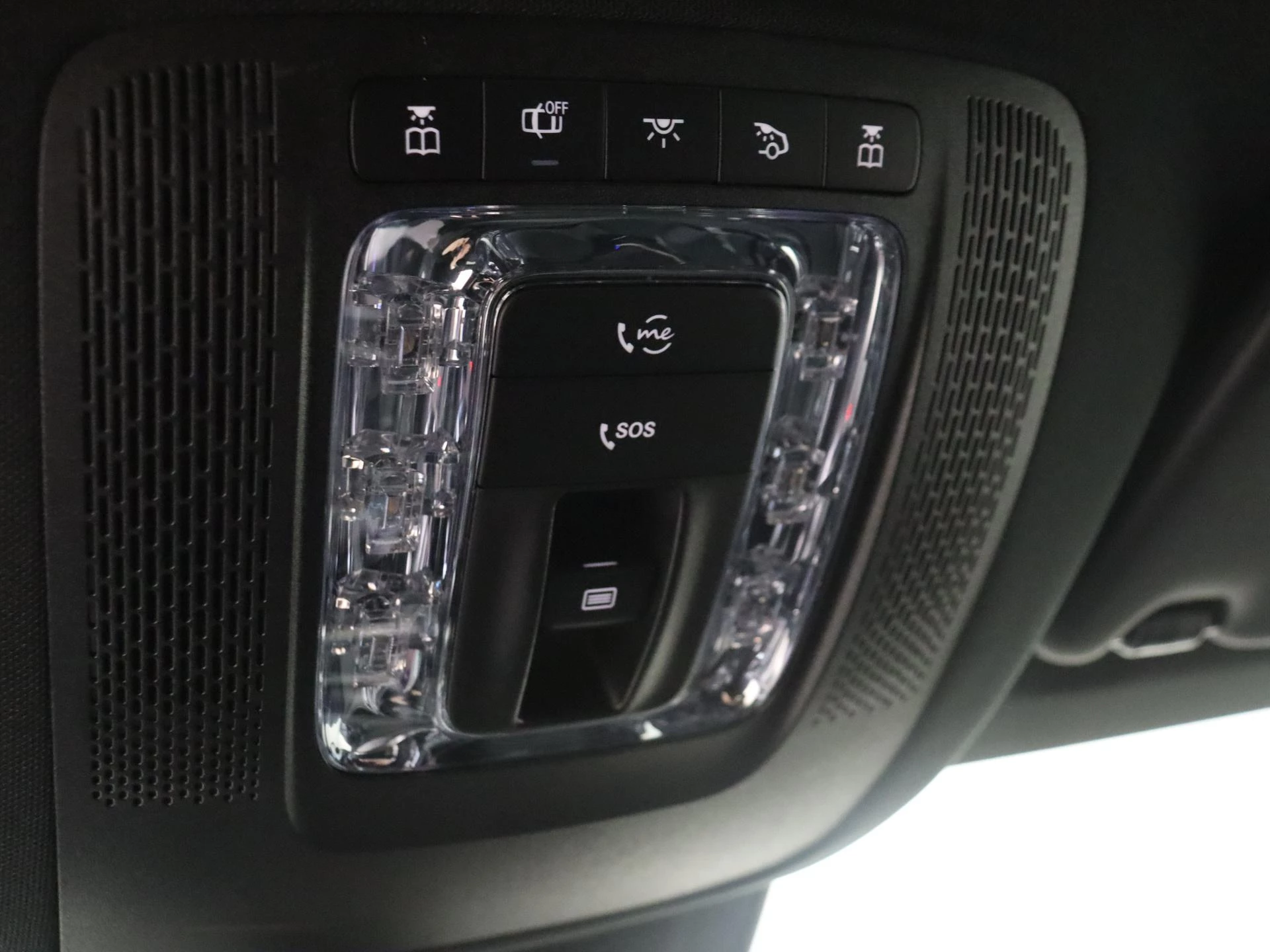 Mercedes-Benz-GLE-image-26