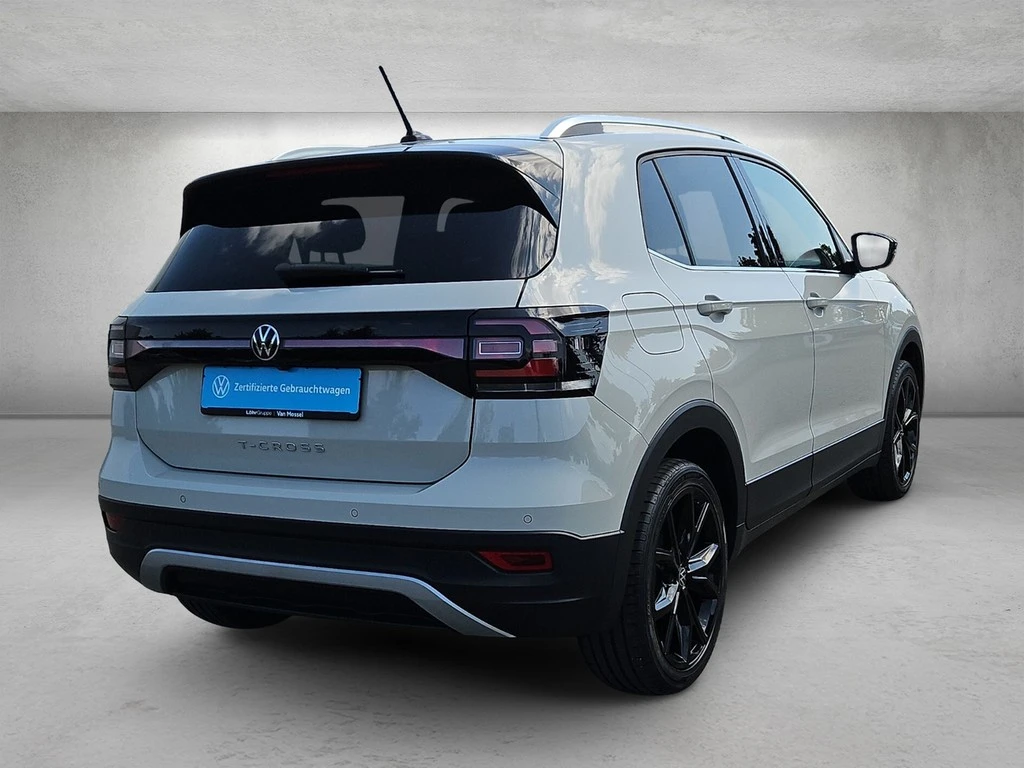 Volkswagen-T-Cross-image-2