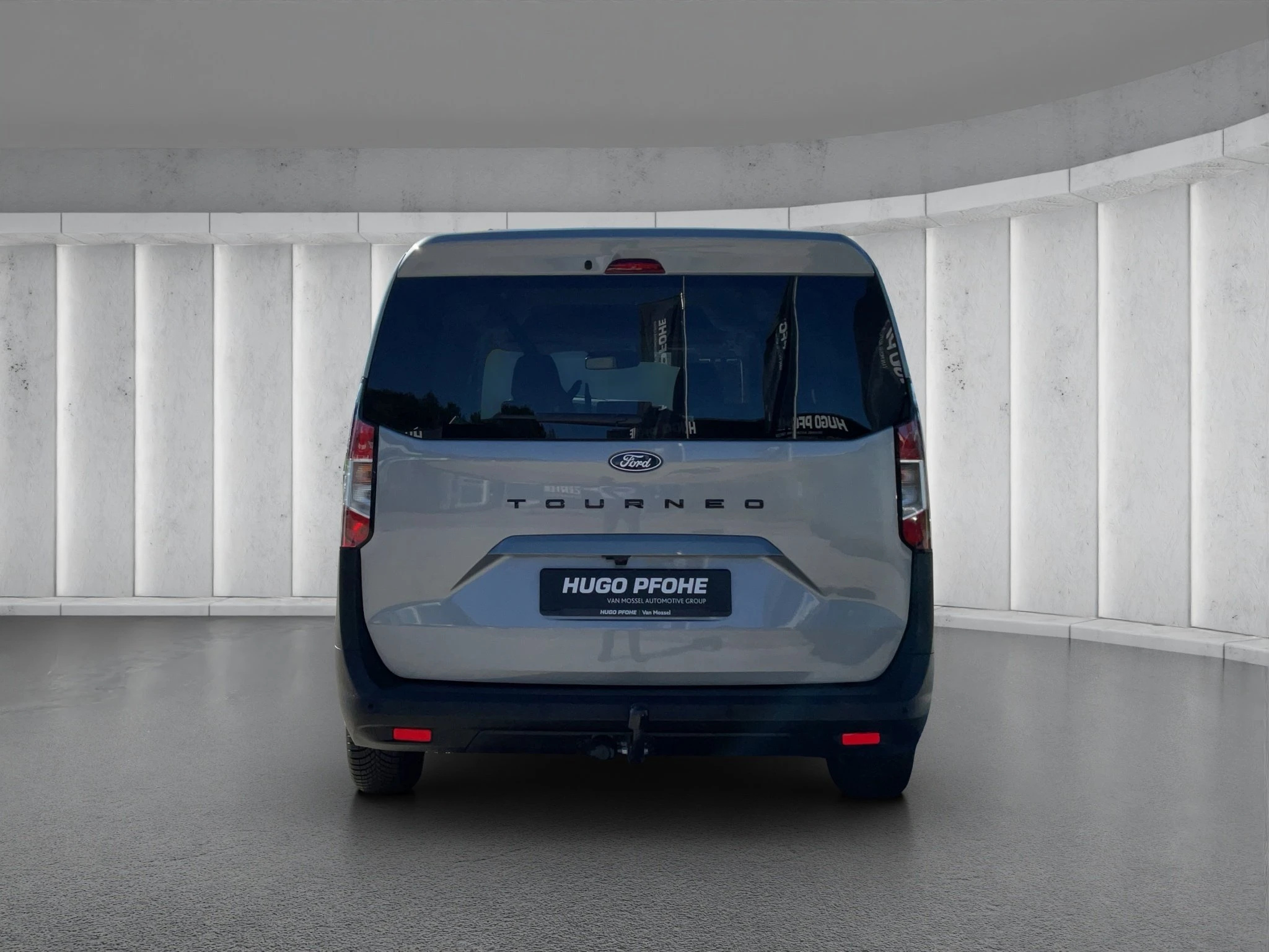 Ford-Tourneo Courier-image-3