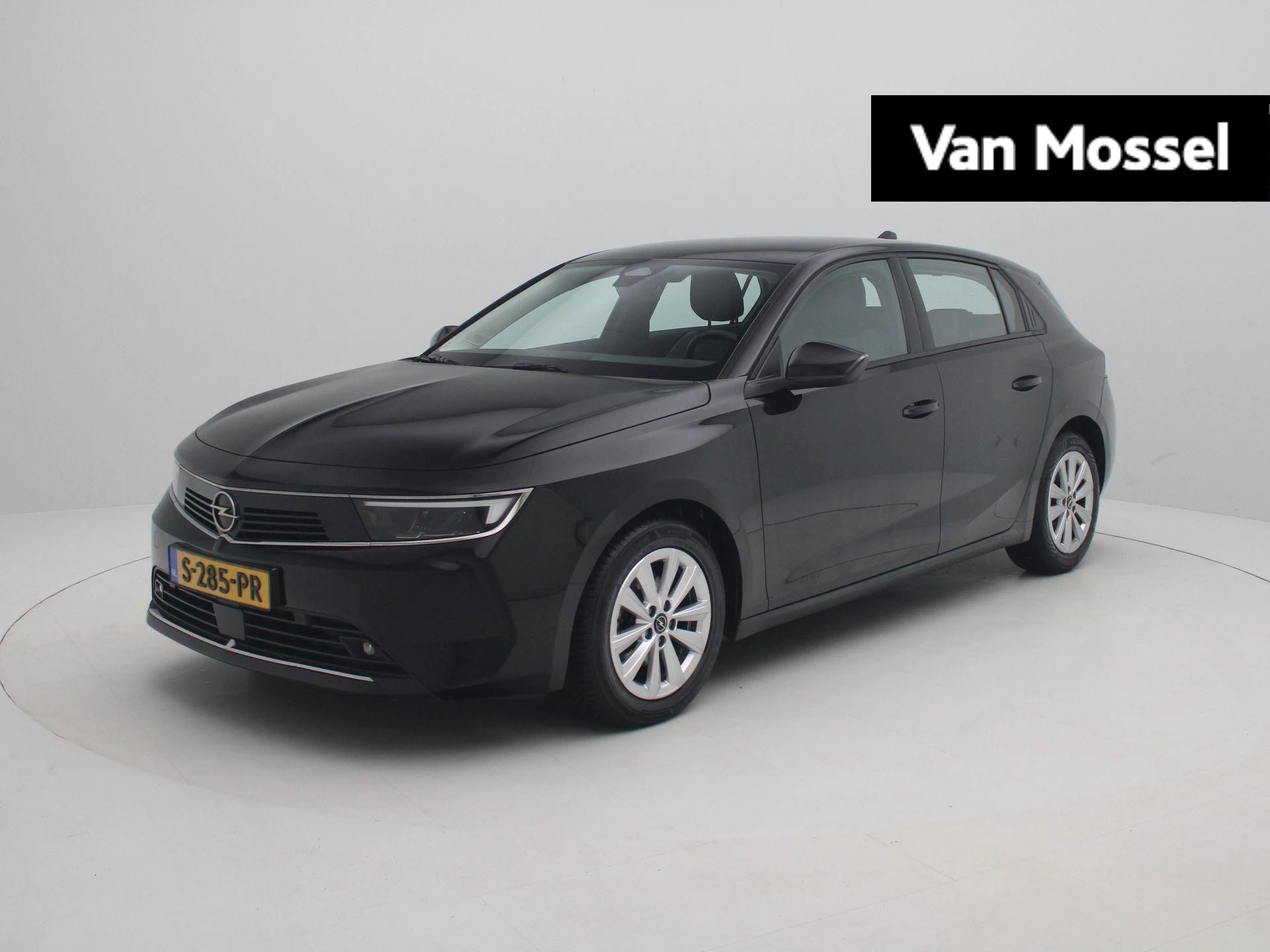 Opel-Astra-image-0