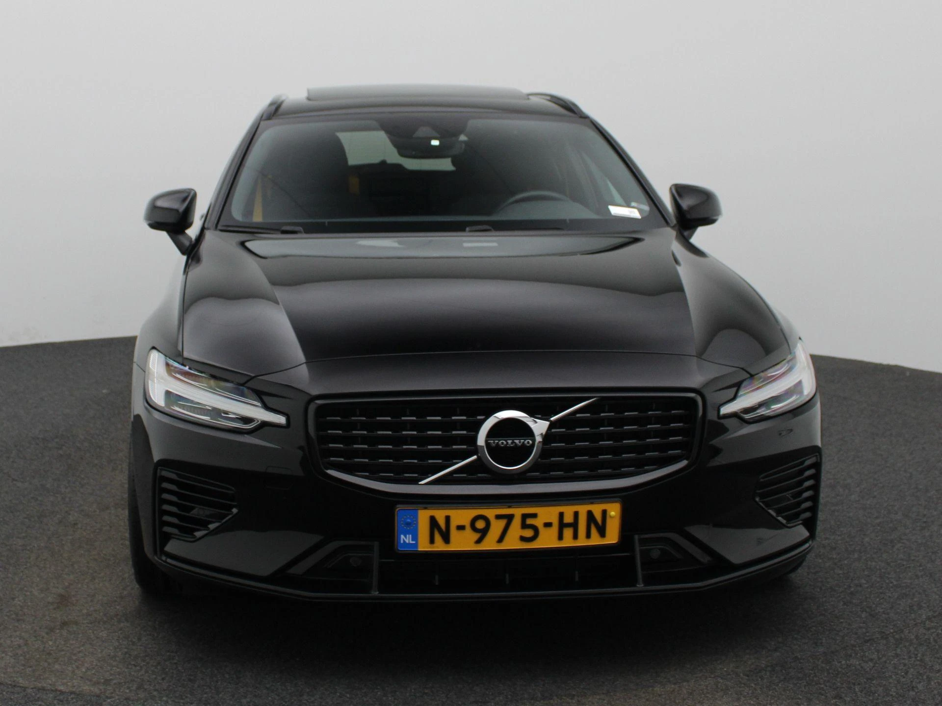 Volvo-V60-image-2