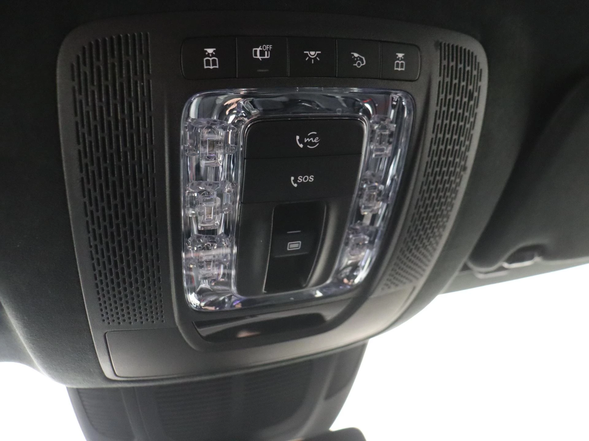 Mercedes-Benz-GLE-image-32