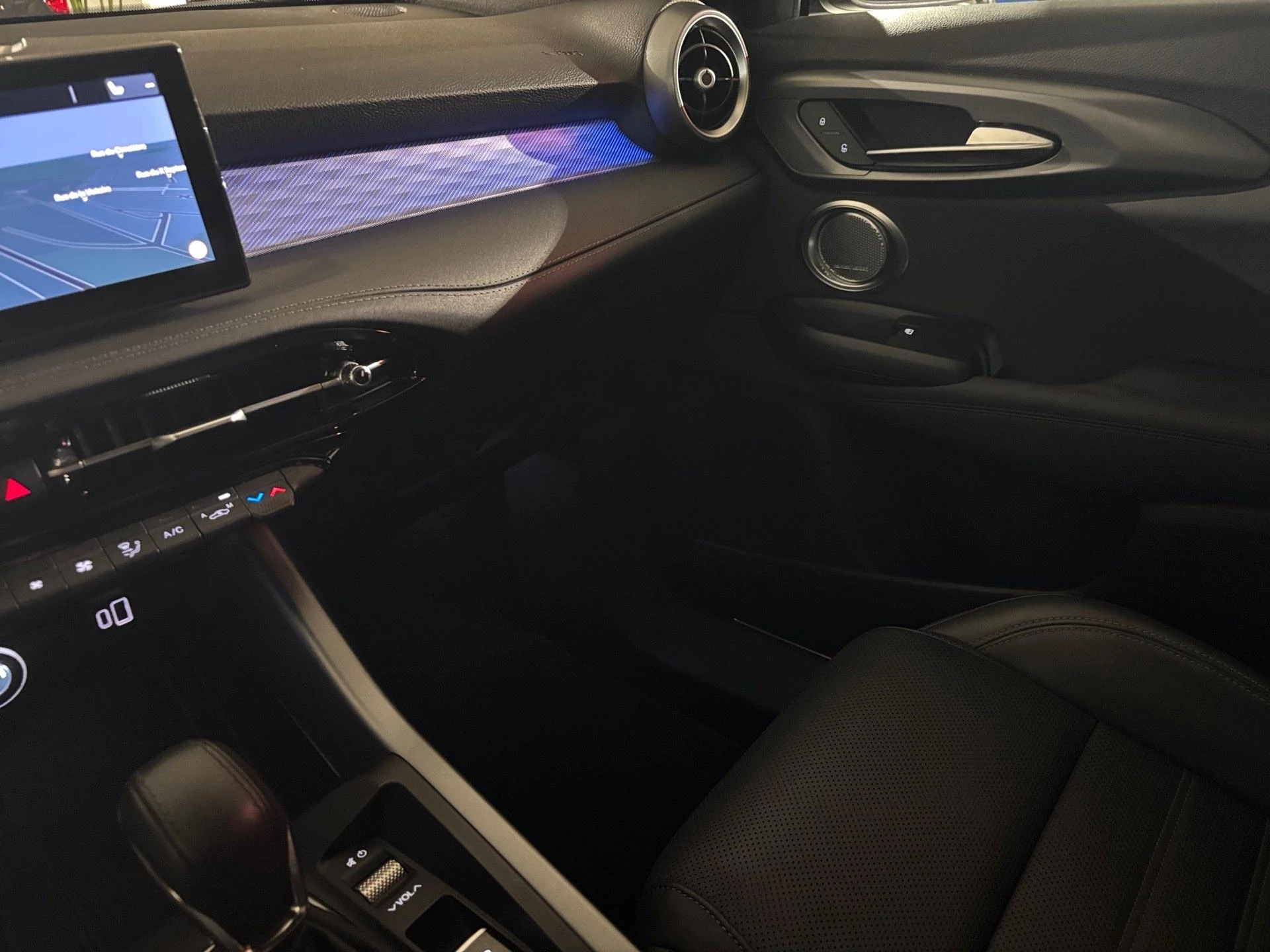 Alfa Romeo-Tonale-image-15