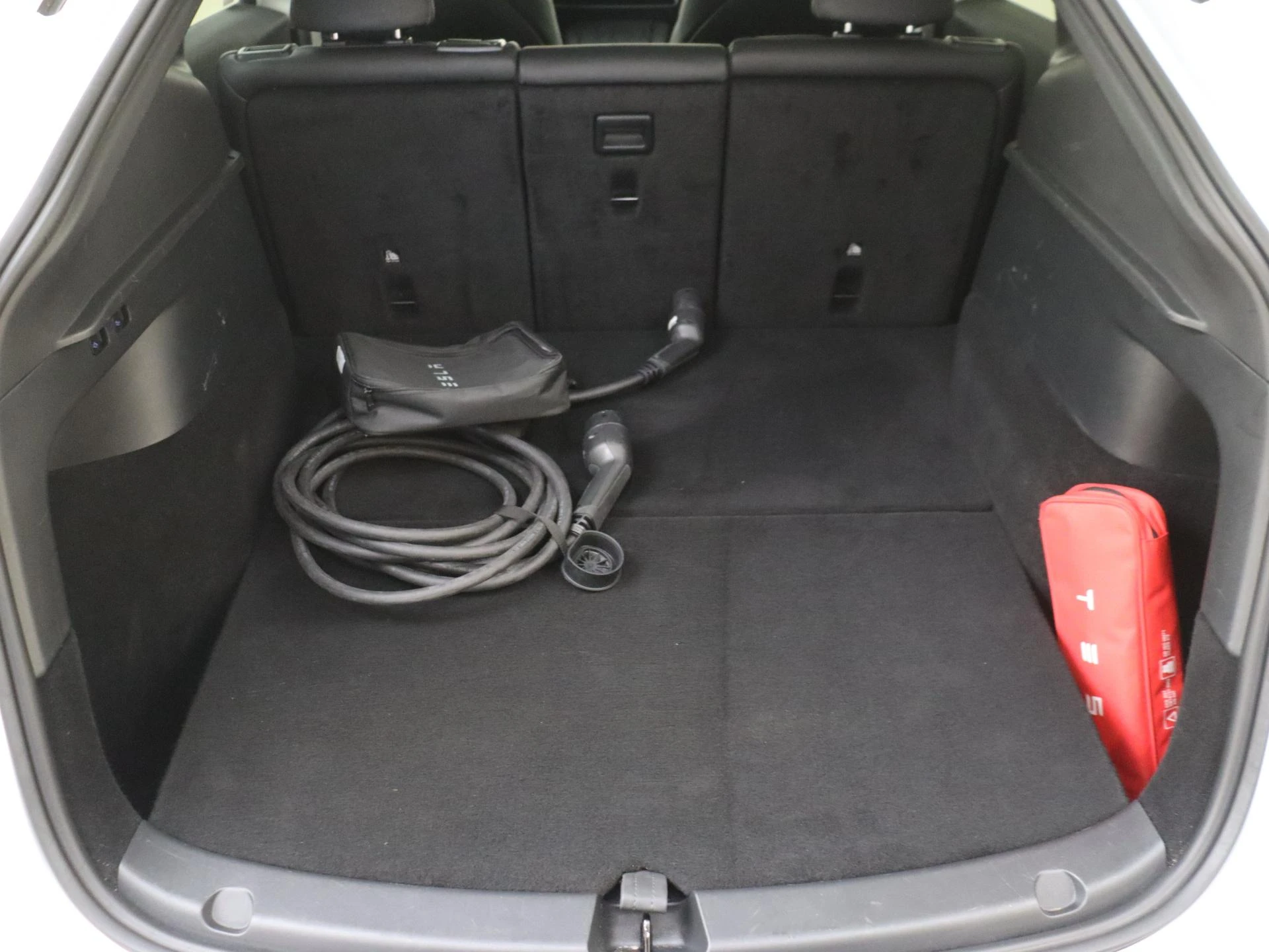 Tesla-Model Y-image-23