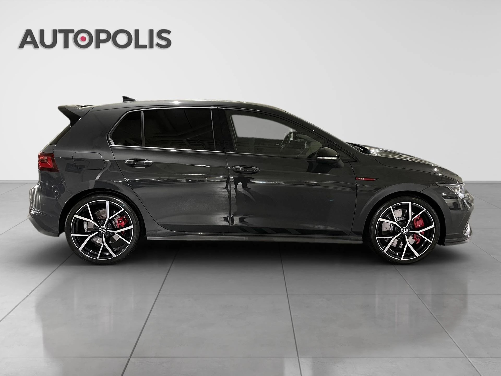 Volkswagen-Golf-image-16