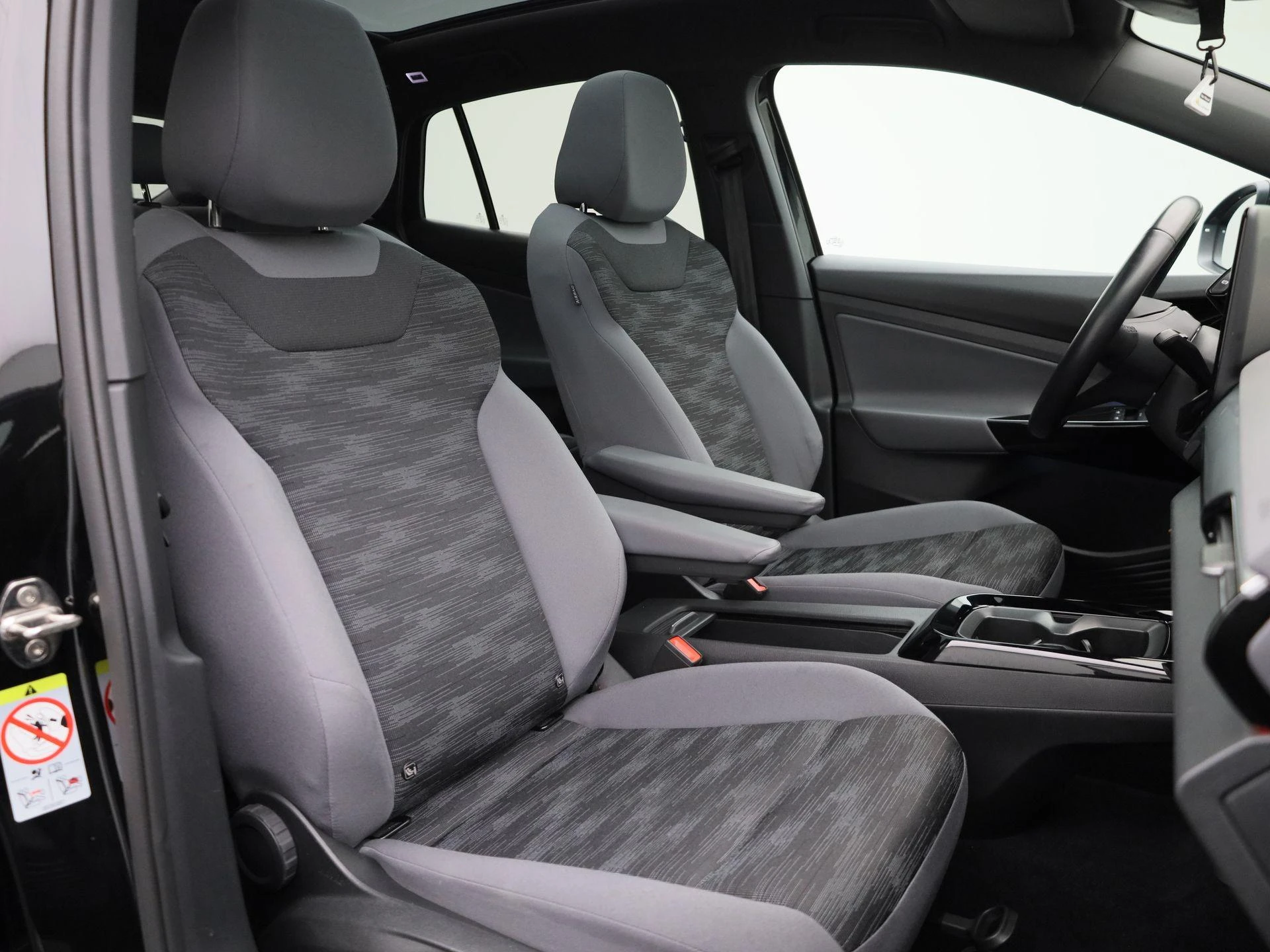 Volkswagen-ID.5-image-38