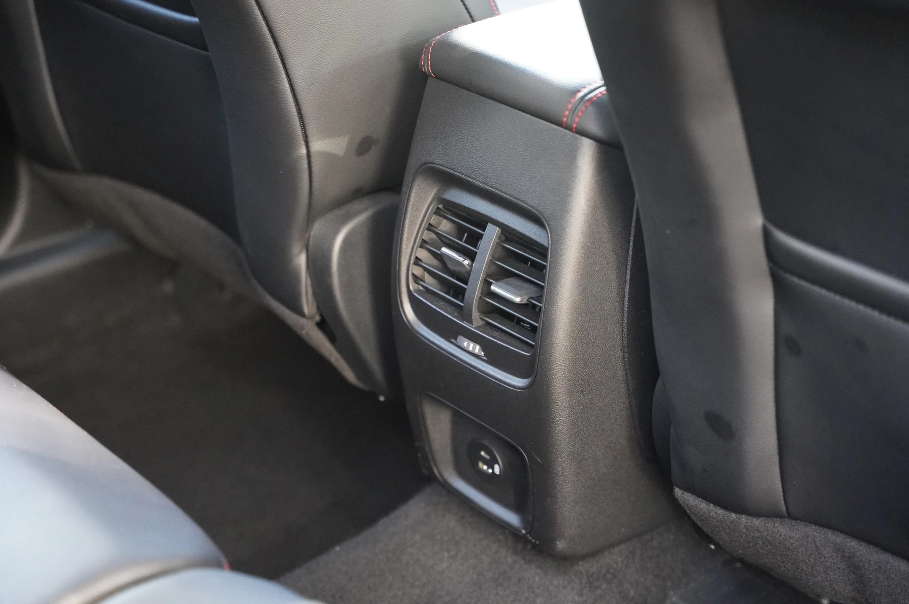 Ford-Kuga-image-29