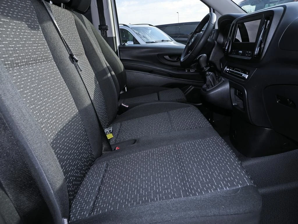 Mercedes-Benz-Vito 116-image-12