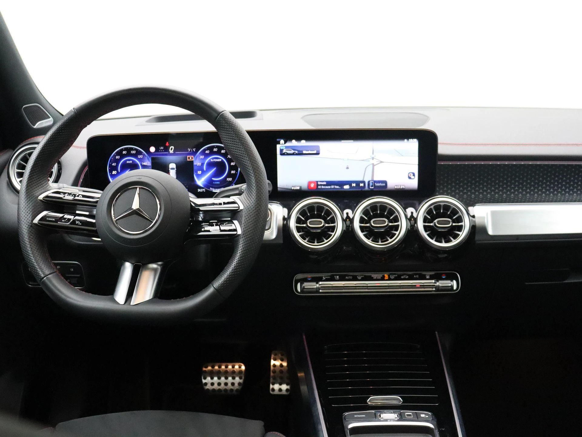 Mercedes-Benz EQB 250+ Star Edition + BURMESTER + HEAD UP + PANORAMISCH DAK +
