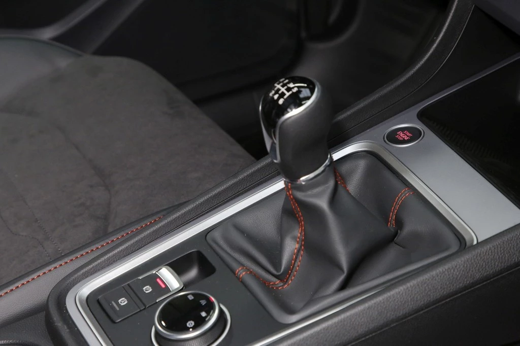 SEAT Ateca FR Black Ed. UPE 47.160 Panorama AHK TView