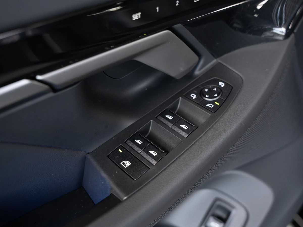 BMW-5er Reihe-image-15