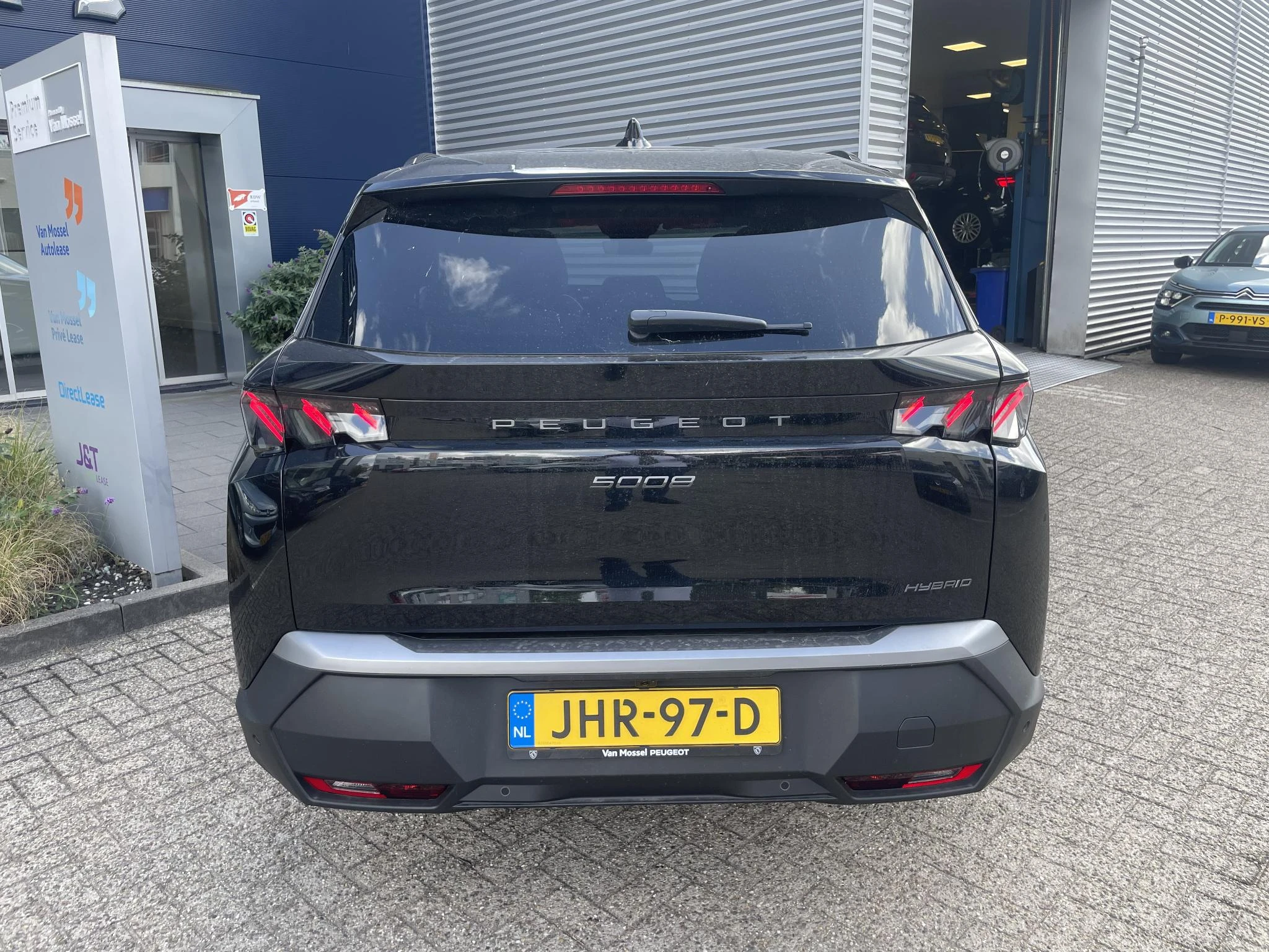 Peugeot-5008-image-5
