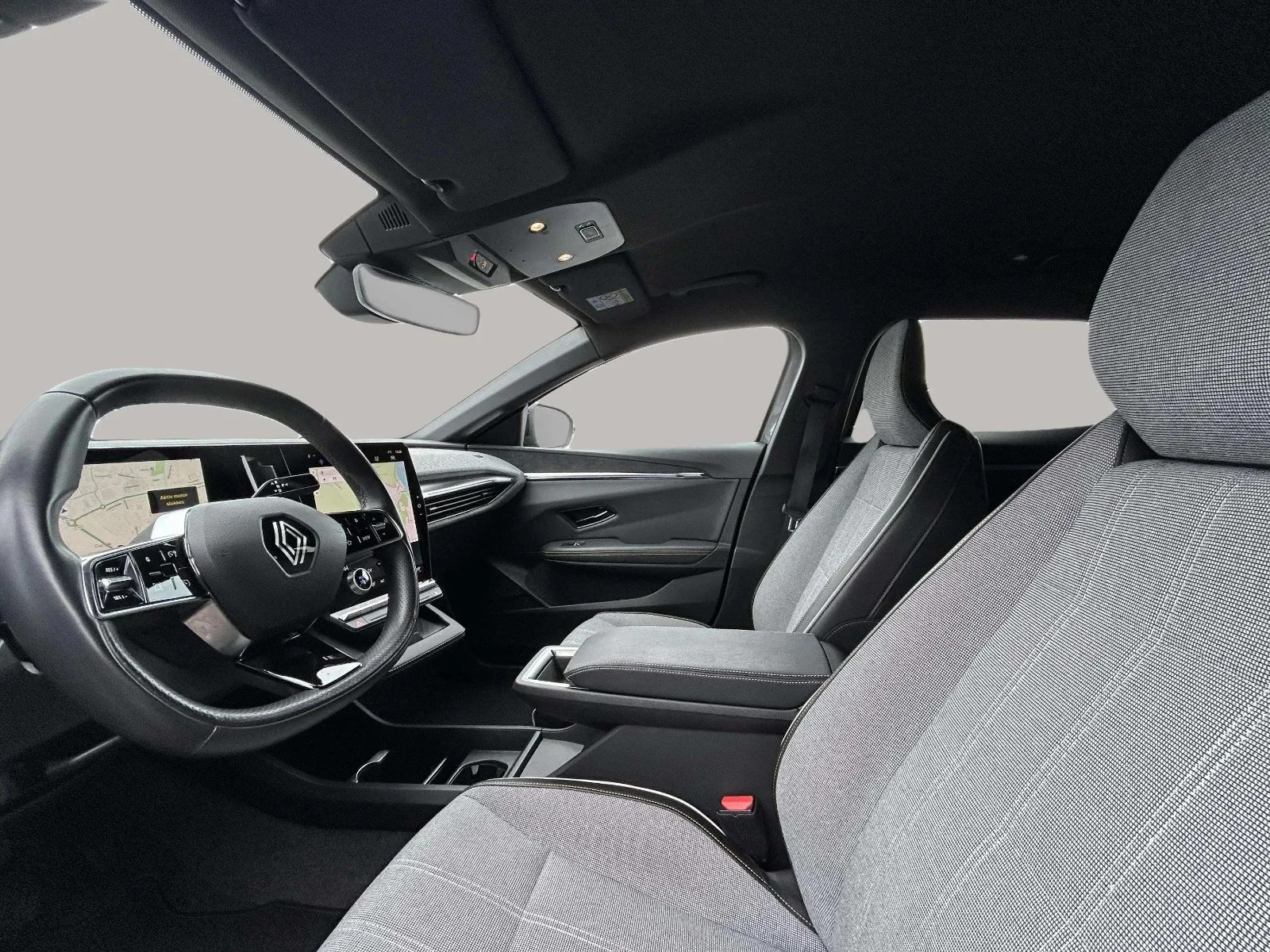 Renault-Megane E-Tech-image-9