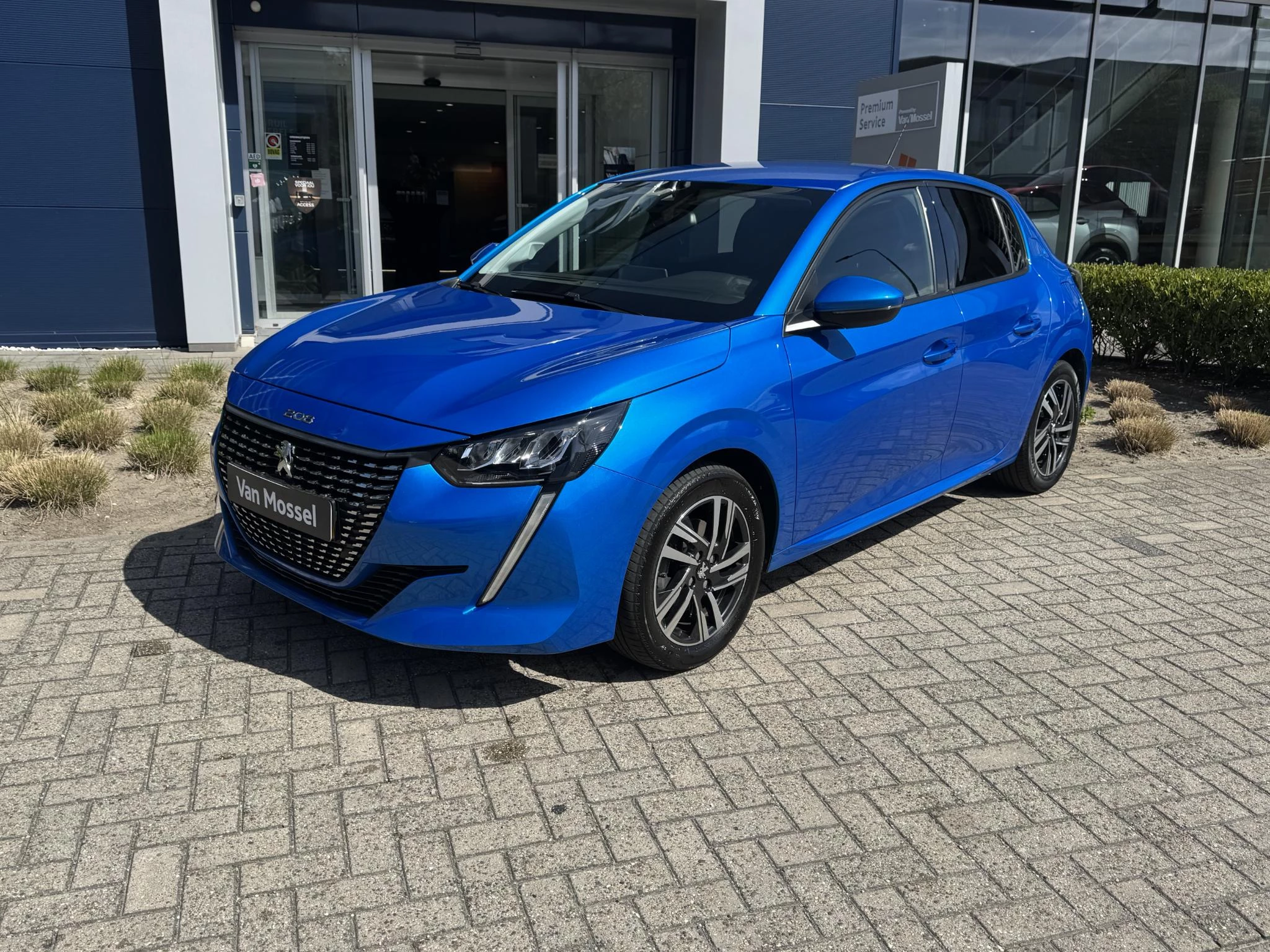 Peugeot-208-image-10