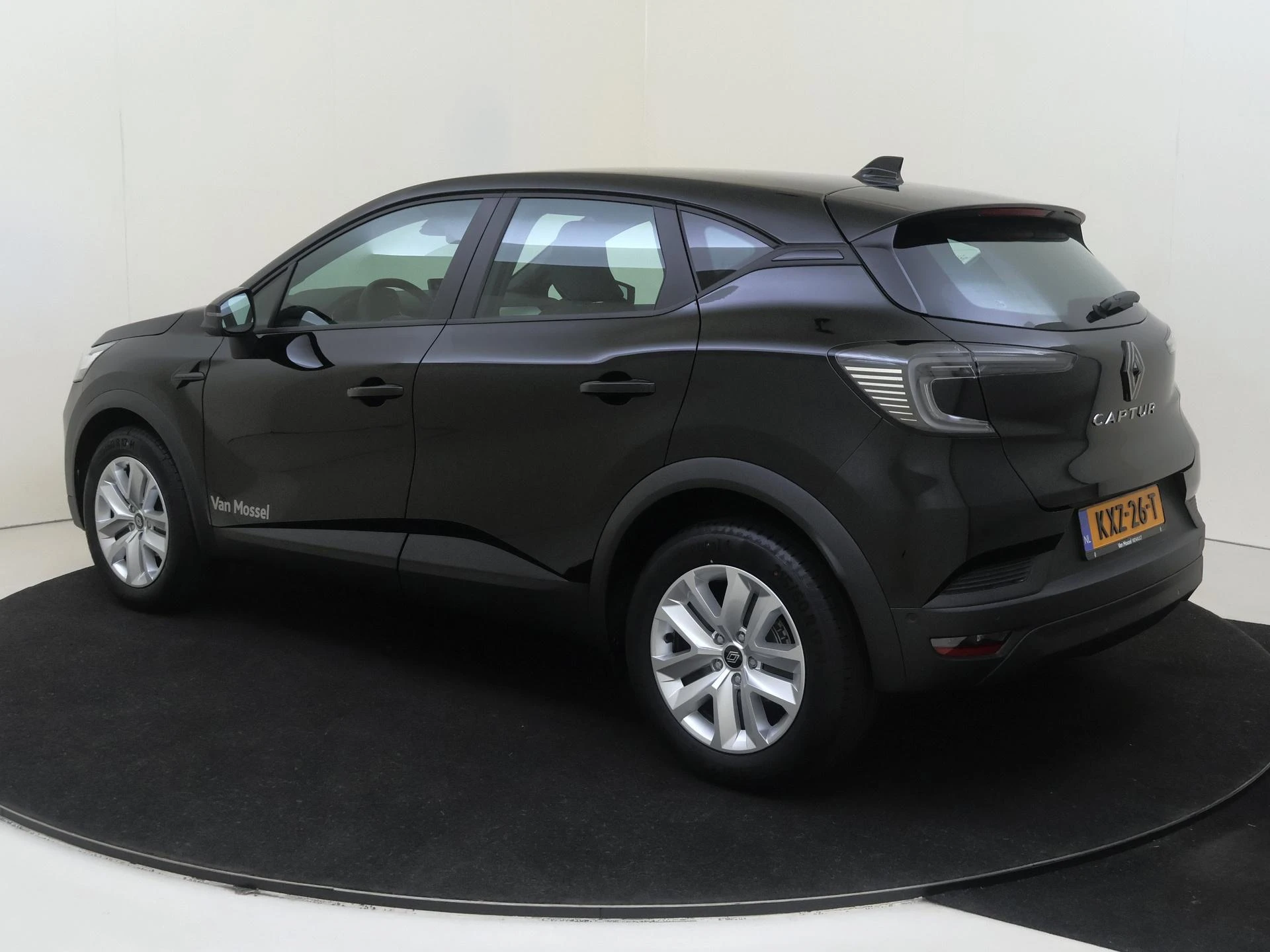 Renault-Captur-image-2