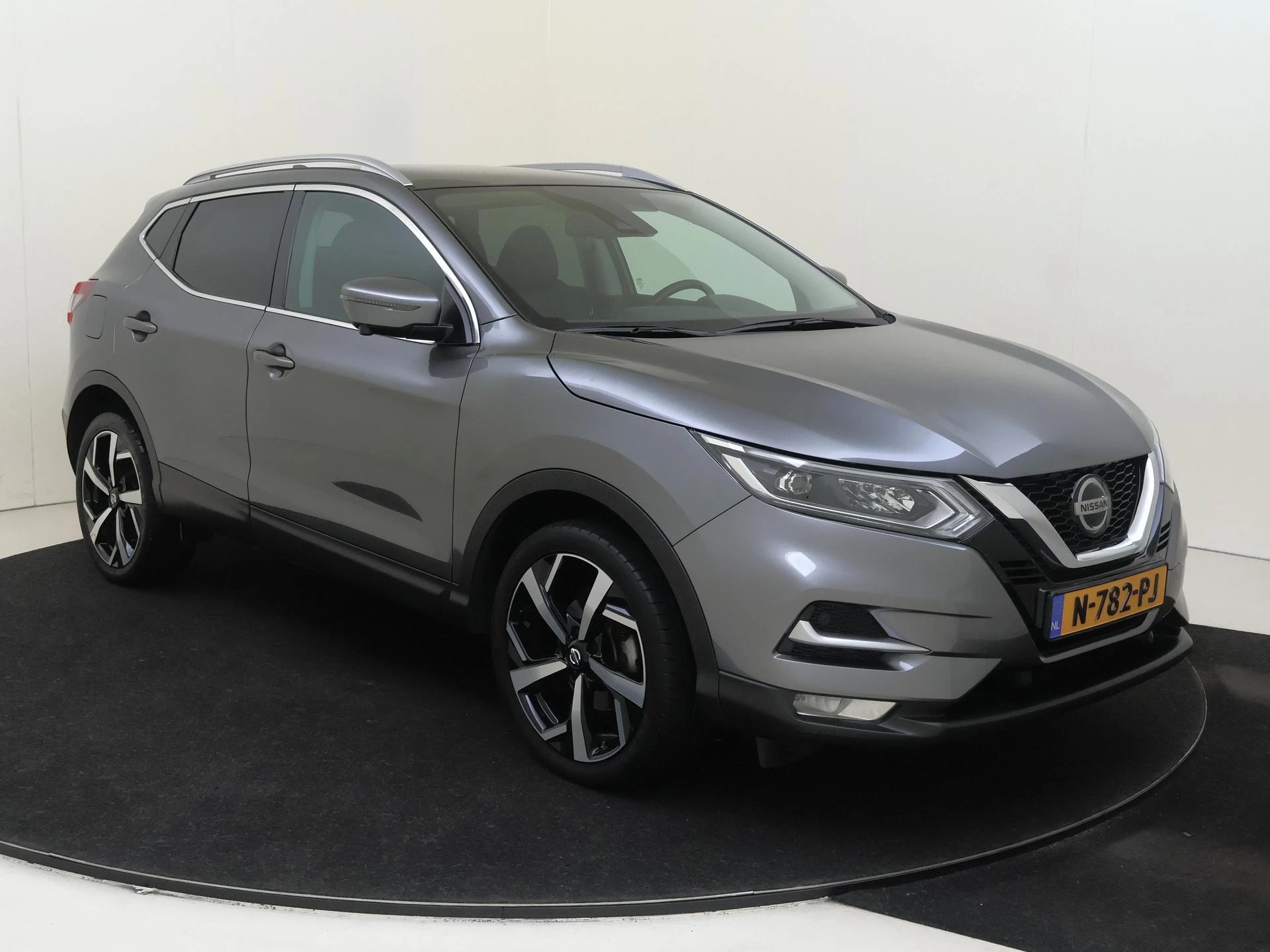 Nissan-QASHQAI-image-1