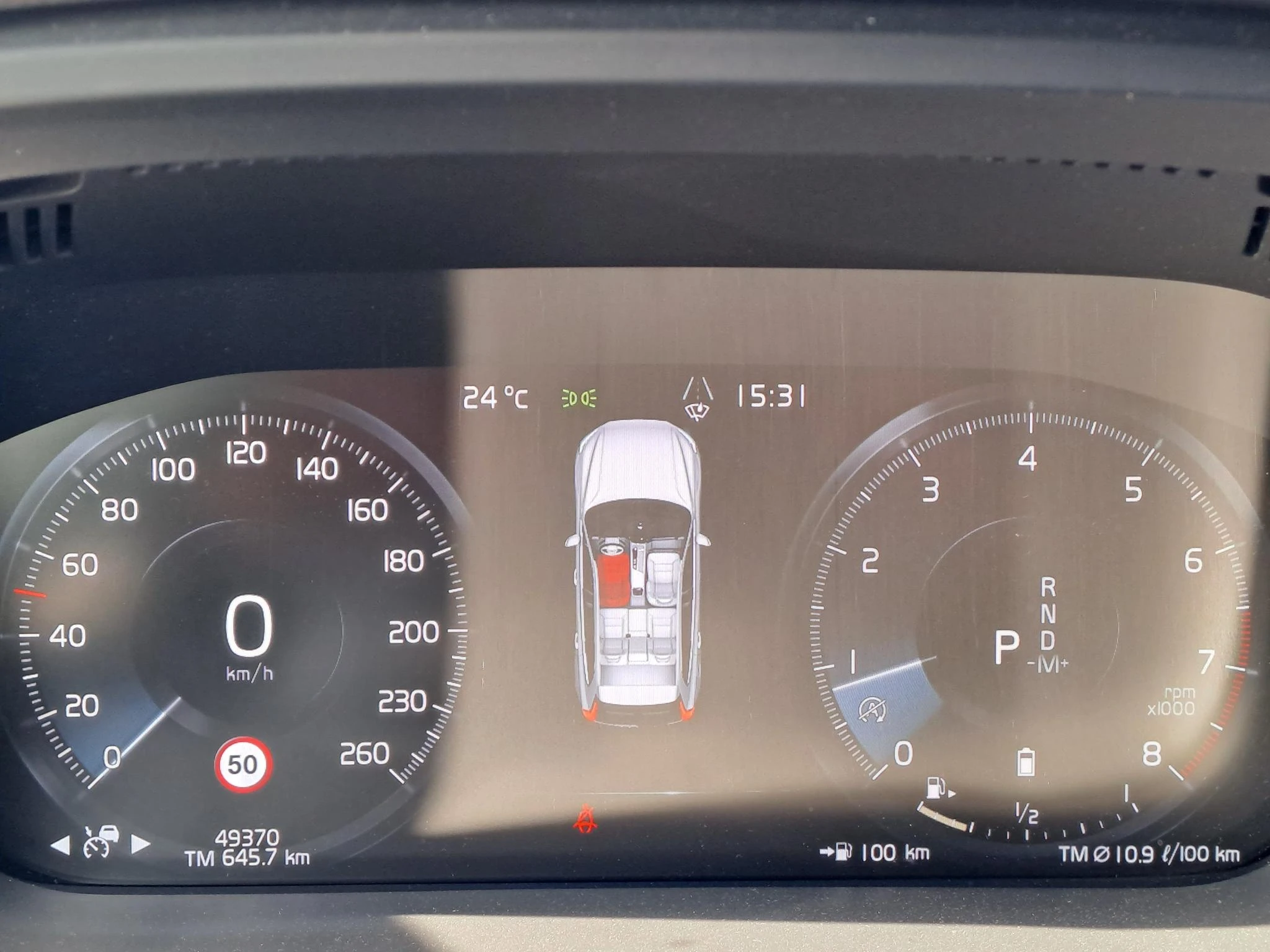 Volvo XC60 2.0 B5 R-Design