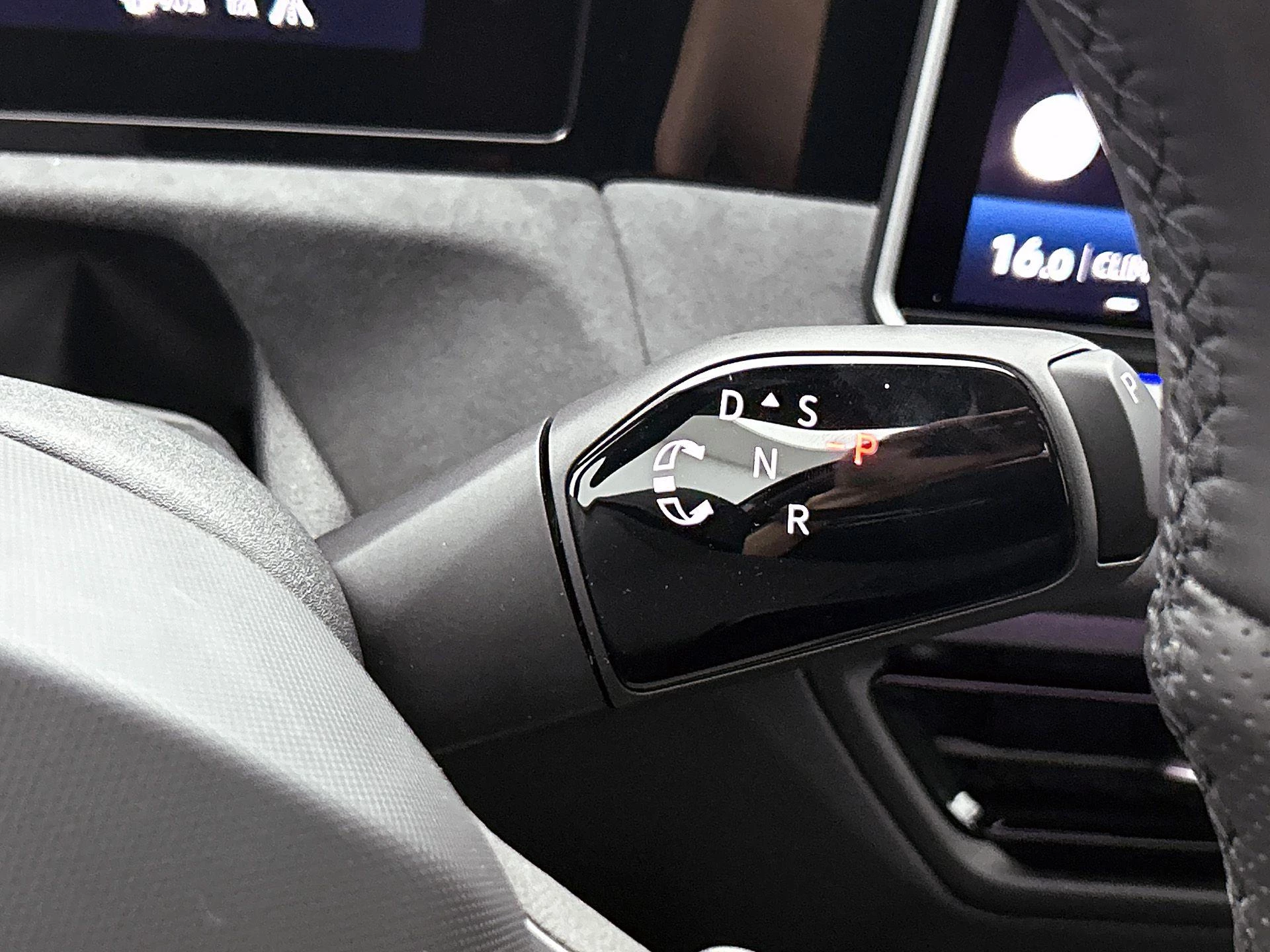 Volkswagen Tiguan 1.5 eHybrid R-Line Edition