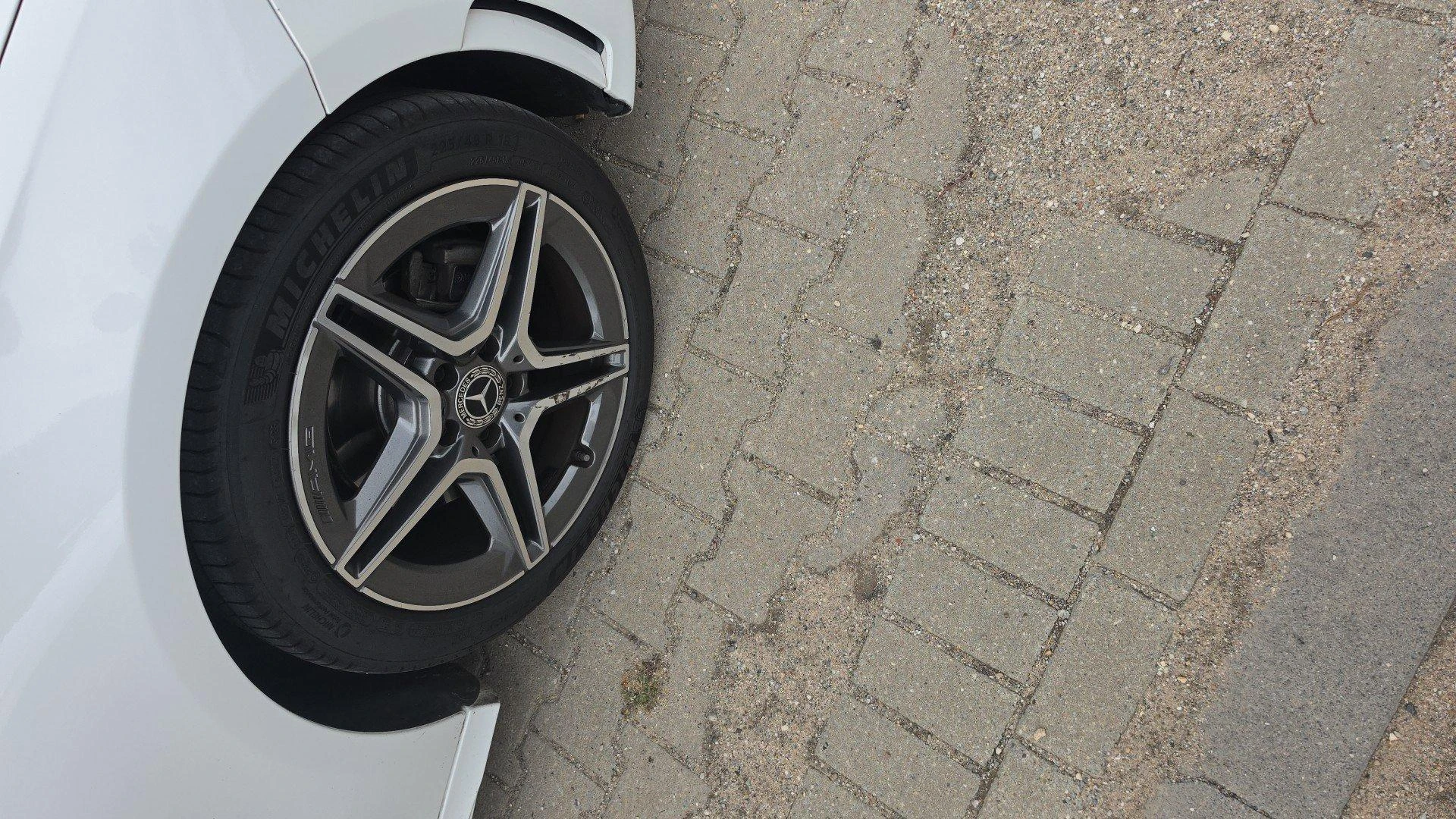 Mercedes-Benz-A-Klasse-image-18