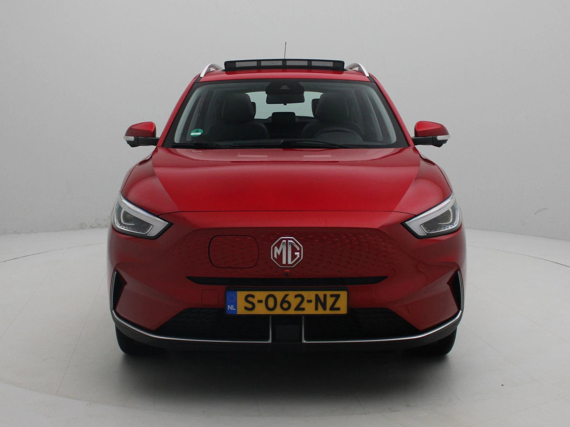 MG-ZS EV-image-3