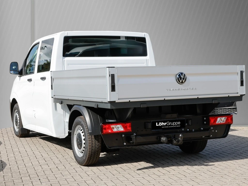 Volkswagen-Transporter-image-3