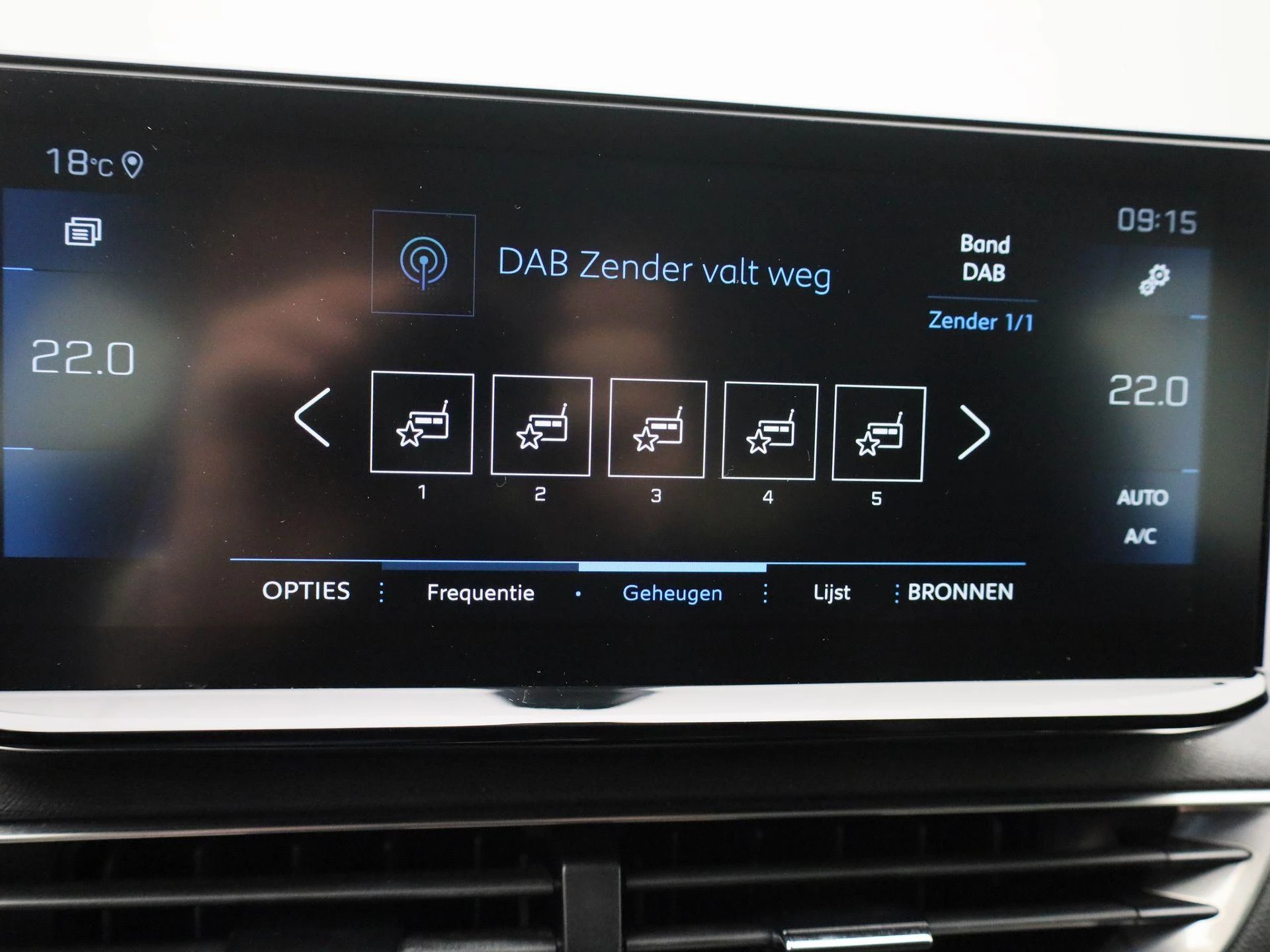 Peugeot 3008 1.5 BlueHDi 96kW S&S EAT8 Active Pack