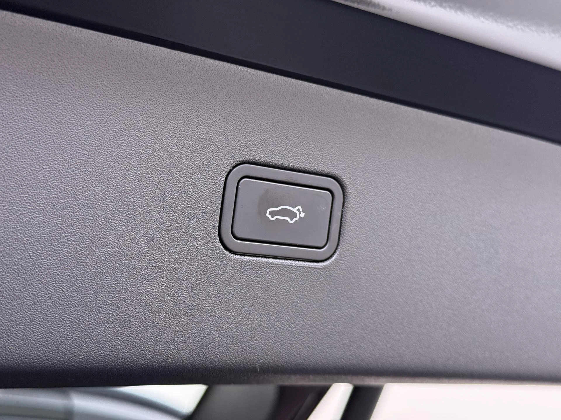 Volvo-EX30-image-4