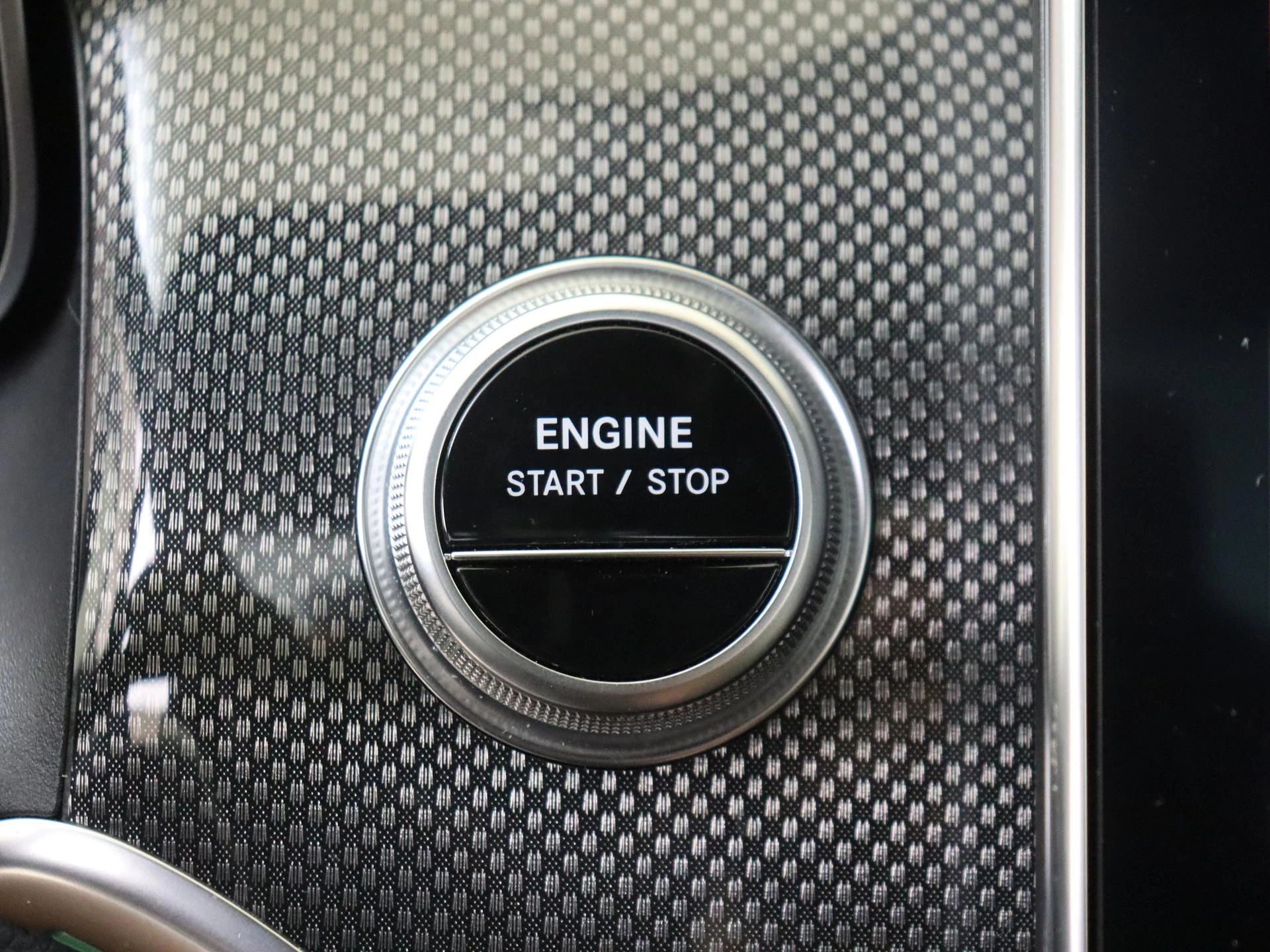 Mercedes-Benz-GLC-image-20