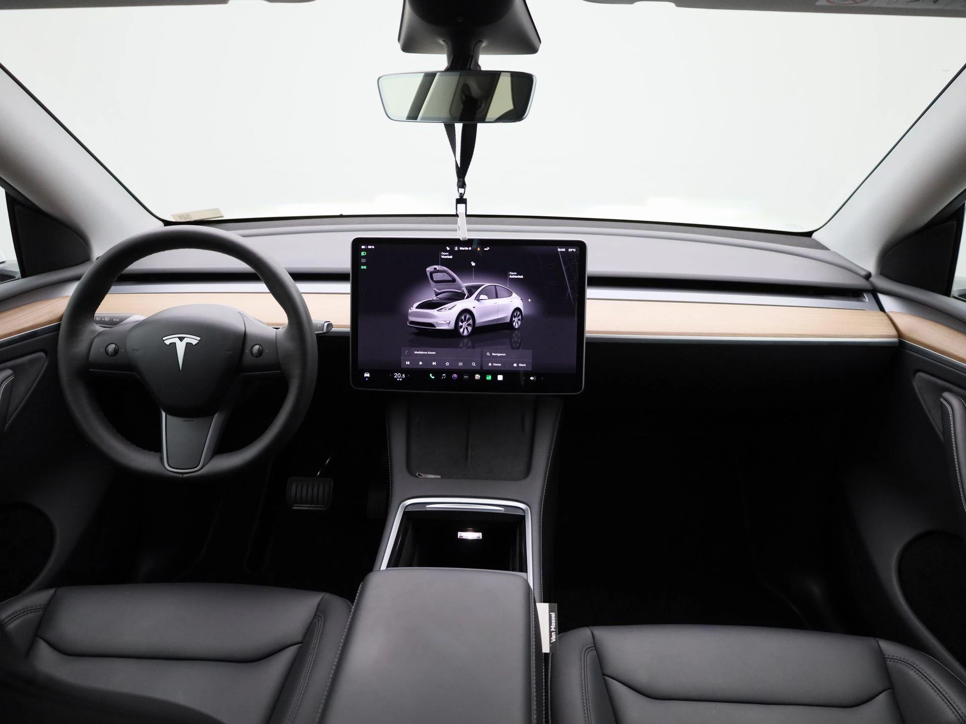 Tesla Model Y Long Range Dual Motor