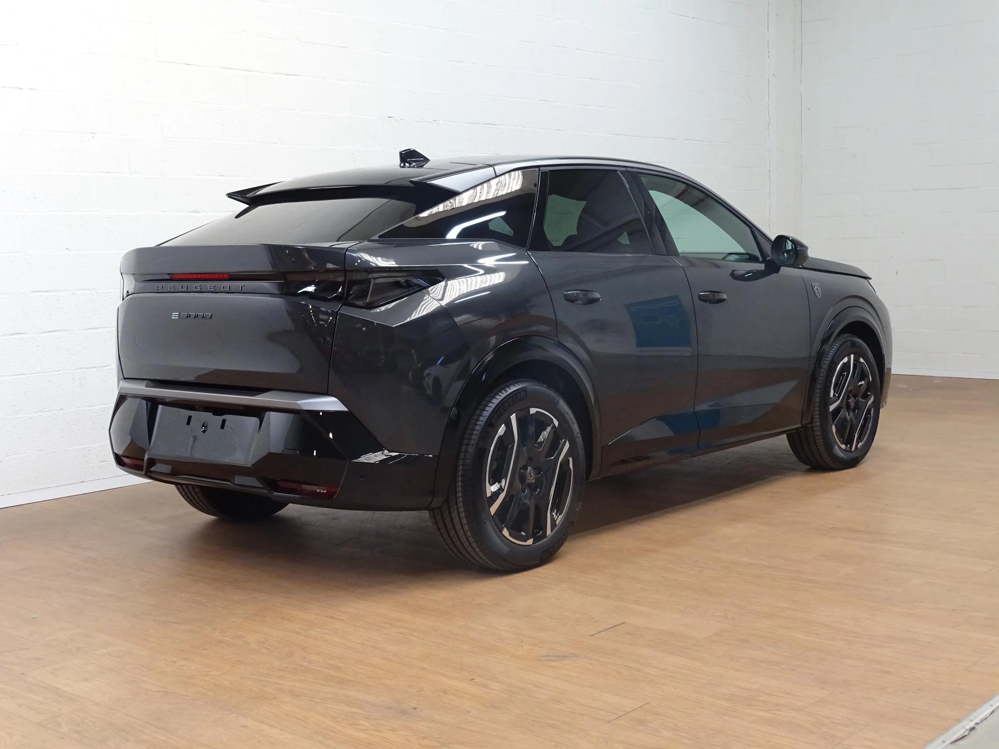 Peugeot e-3008 e-3008 210 GT +pano dak