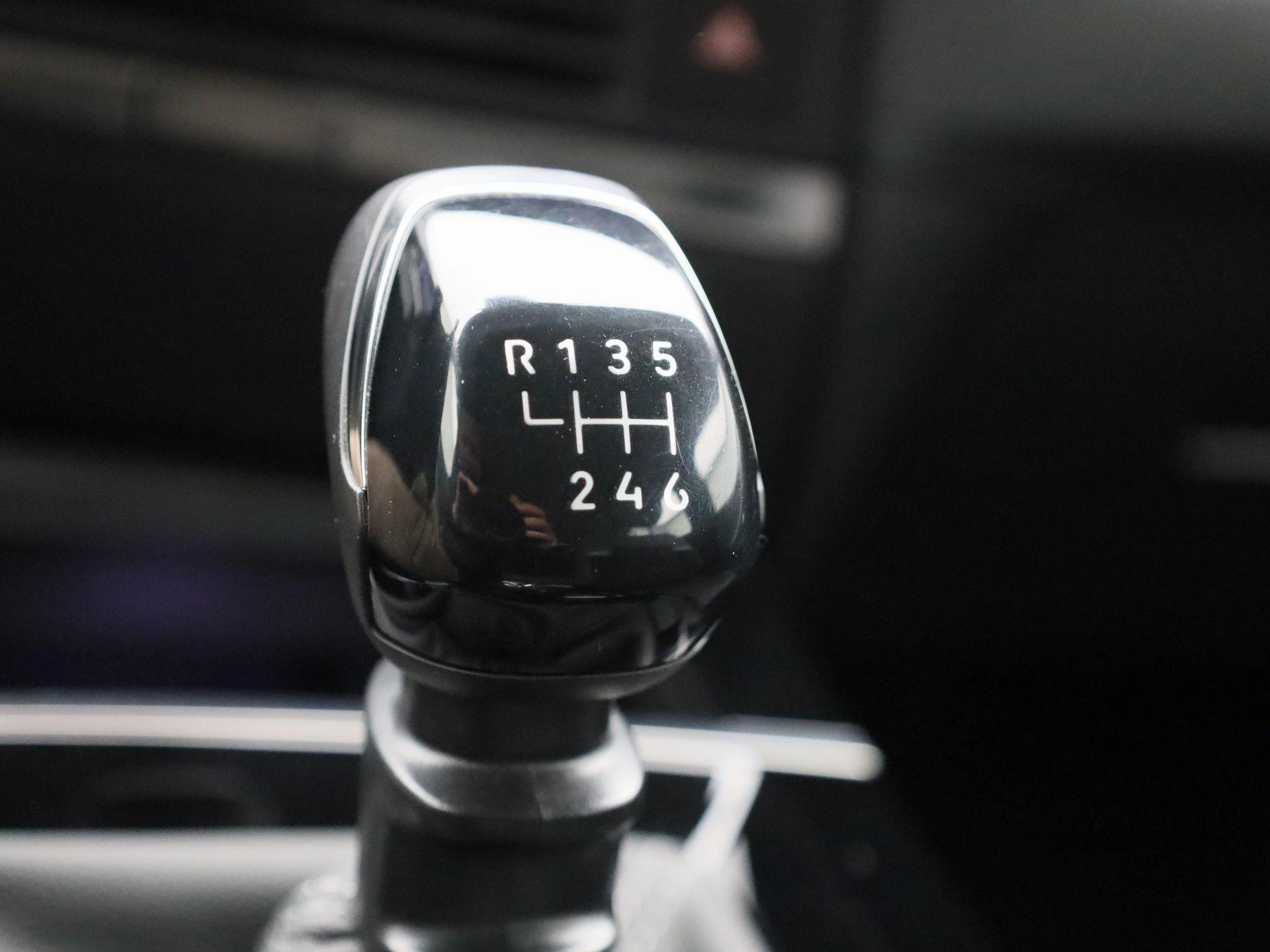 Opel-Astra-image-25