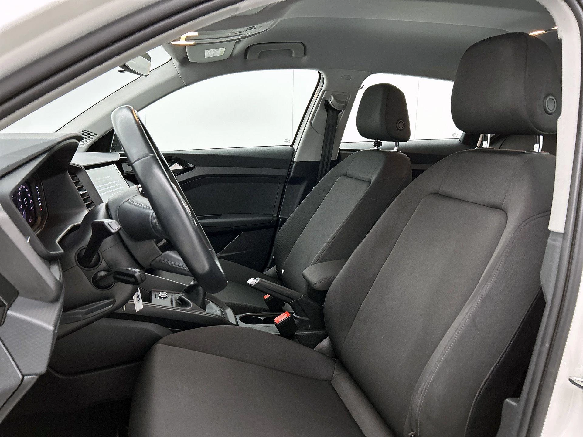 Audi-A1 Sportback-image-9