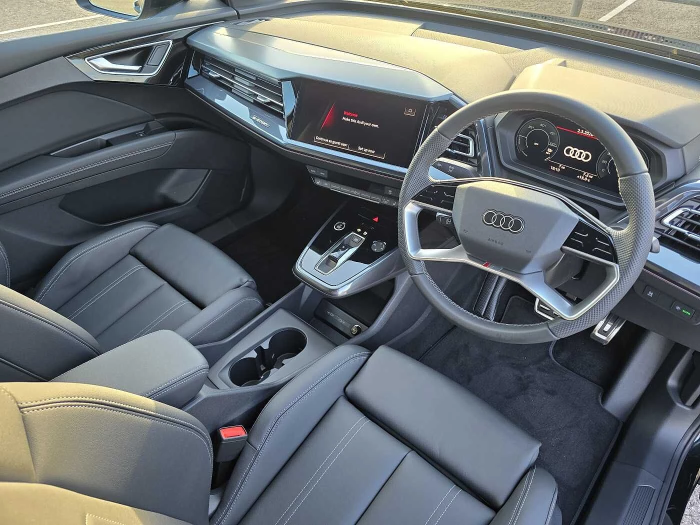 Audi-Q4 e-tron-image-5