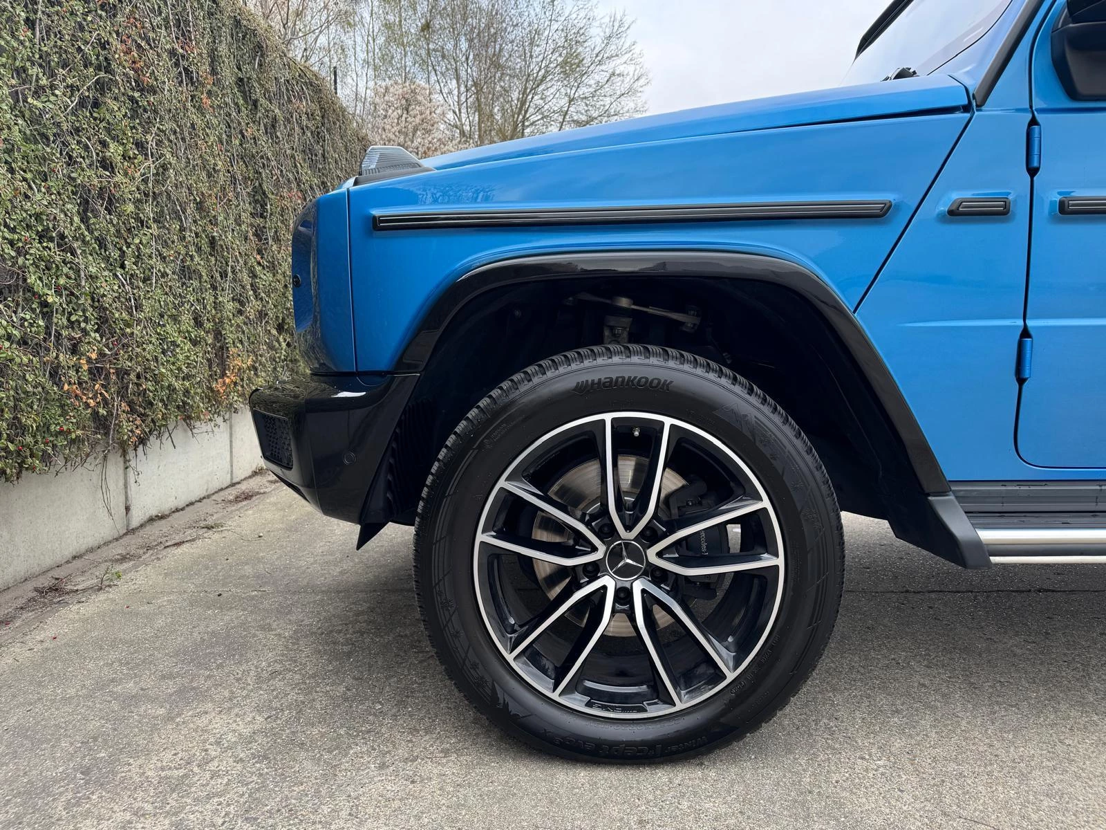 Mercedes-Benz-G-Klasse-image-6