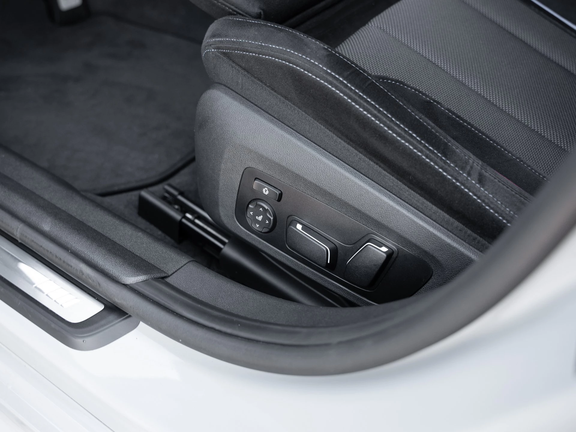 BMW 3er Reihe 320i Touring M Sport