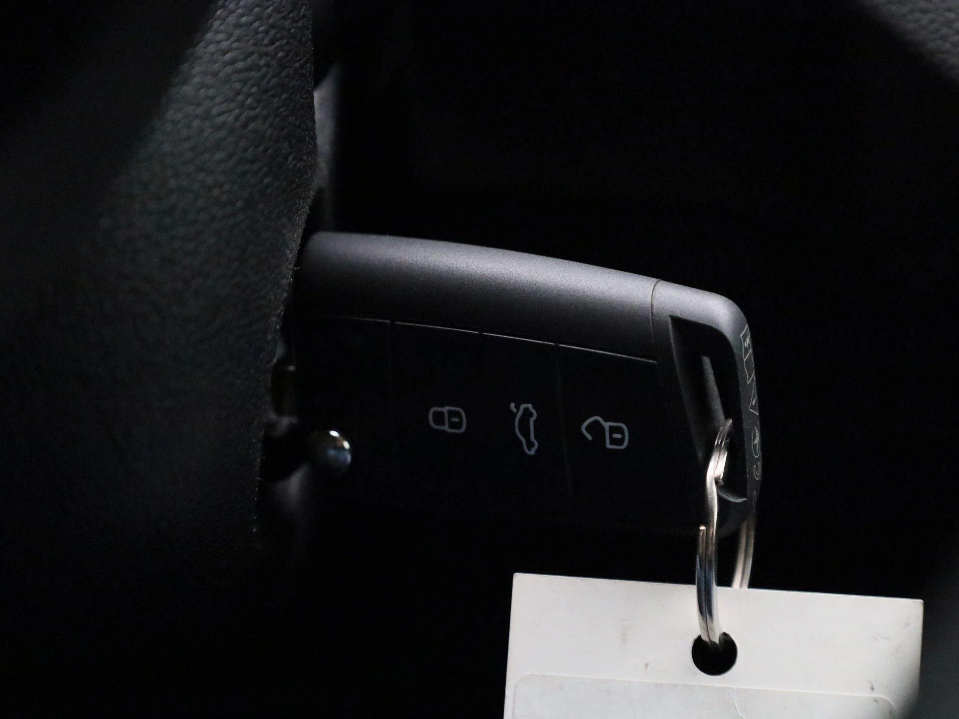 Volkswagen-Polo-image-21