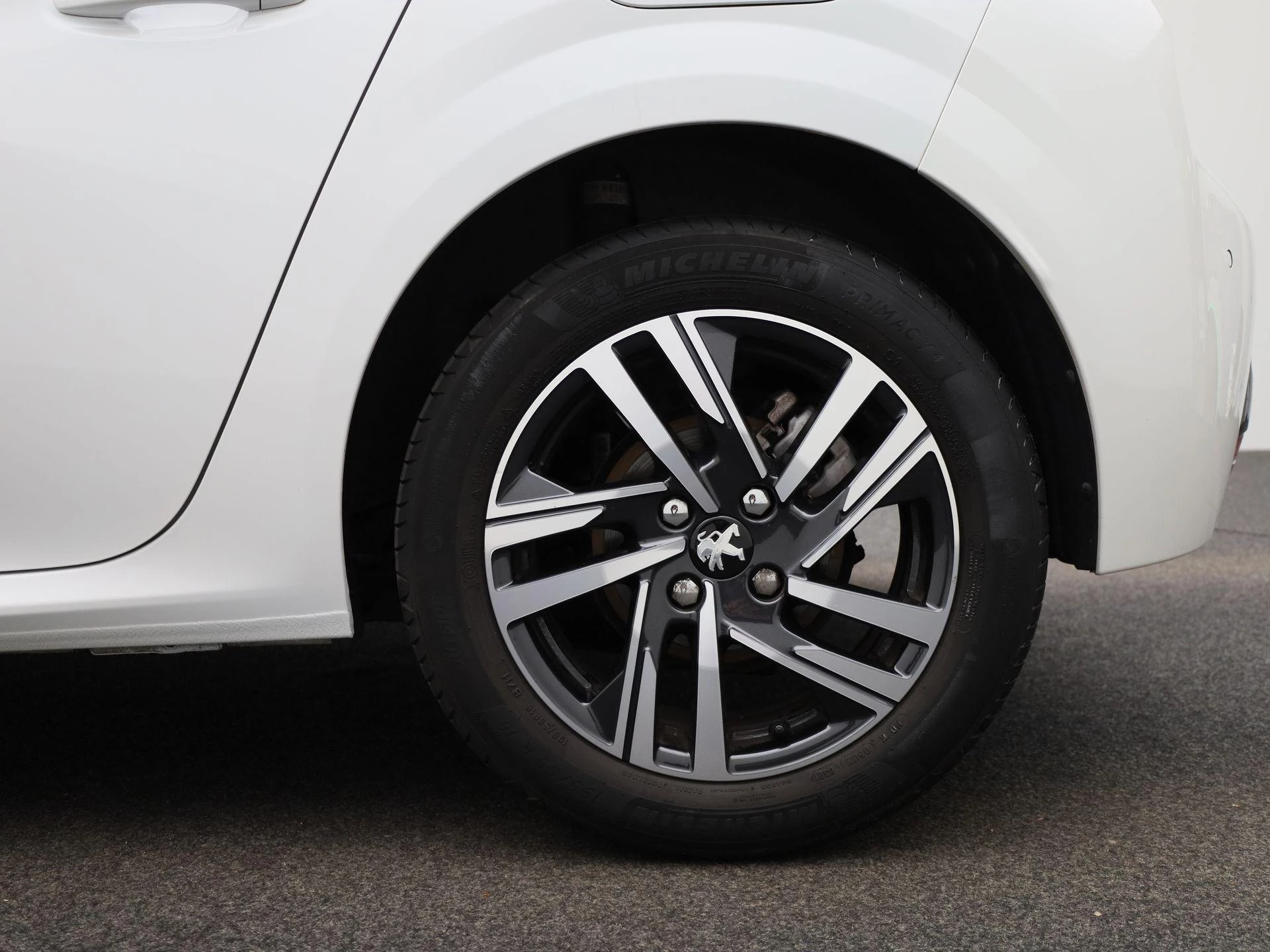 Peugeot 208 1.2 PureTech Allure Pack