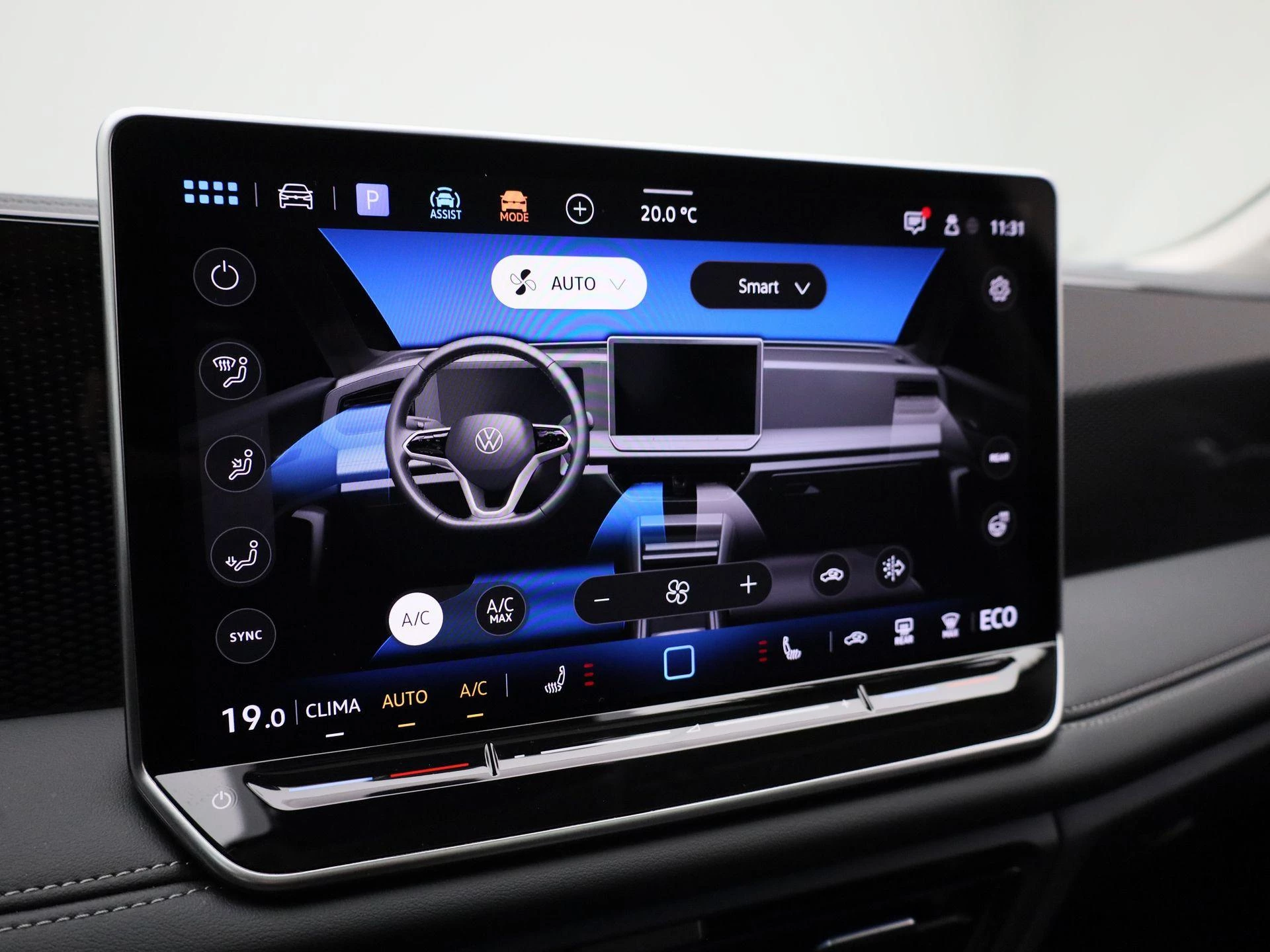 Volkswagen-Tiguan-image-33