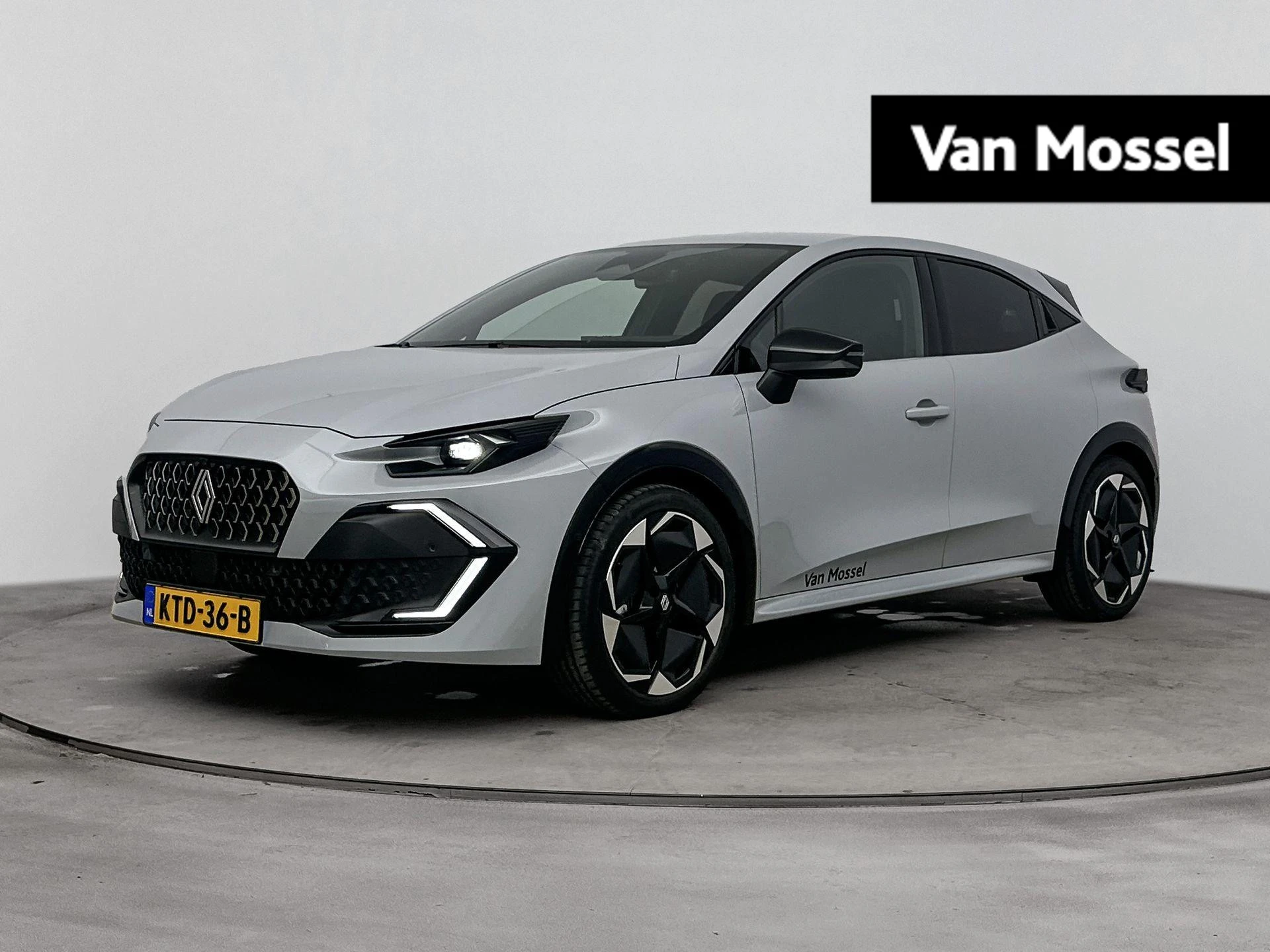 Renault-Clio-image-0