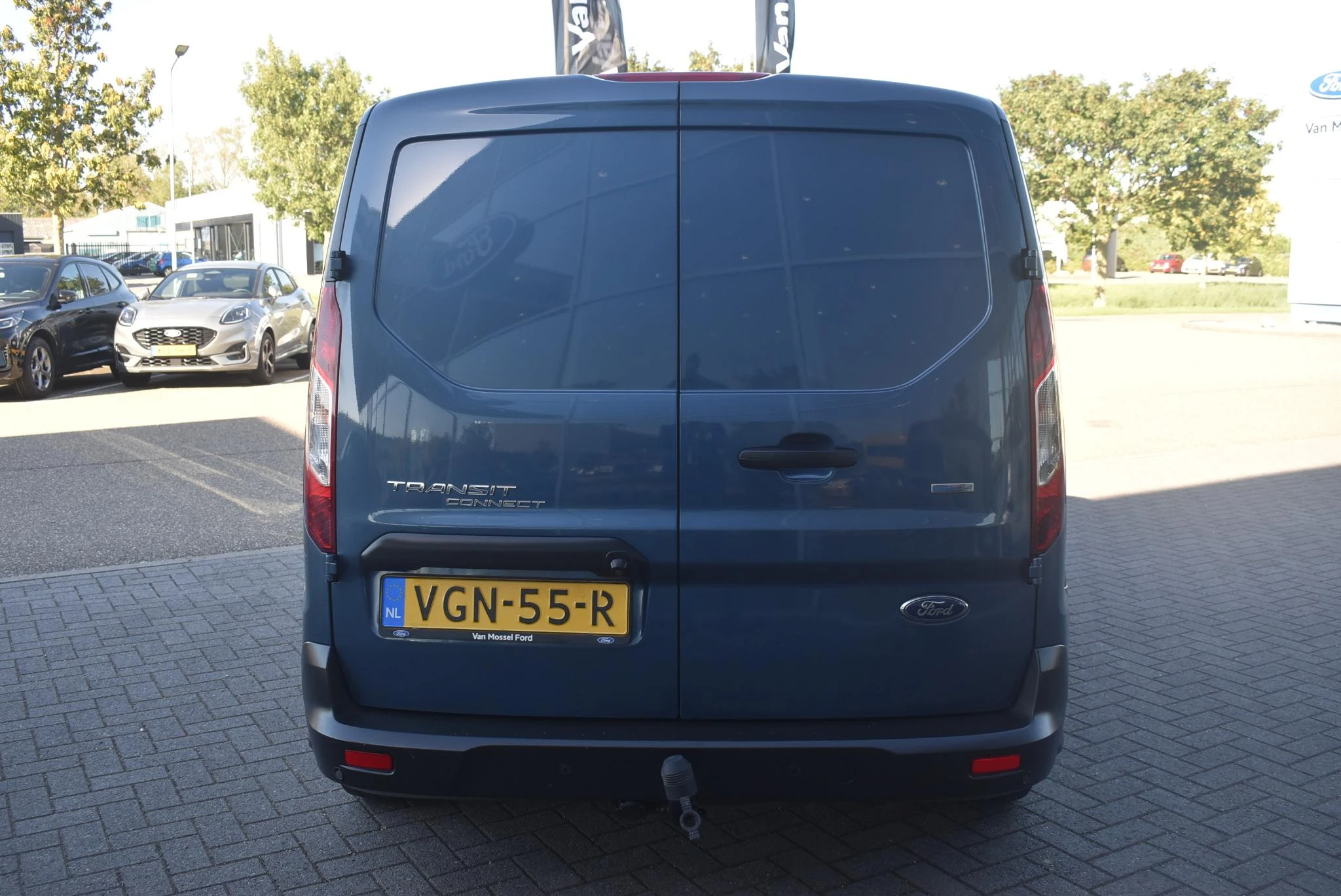 Ford-Transit Connect-image-5