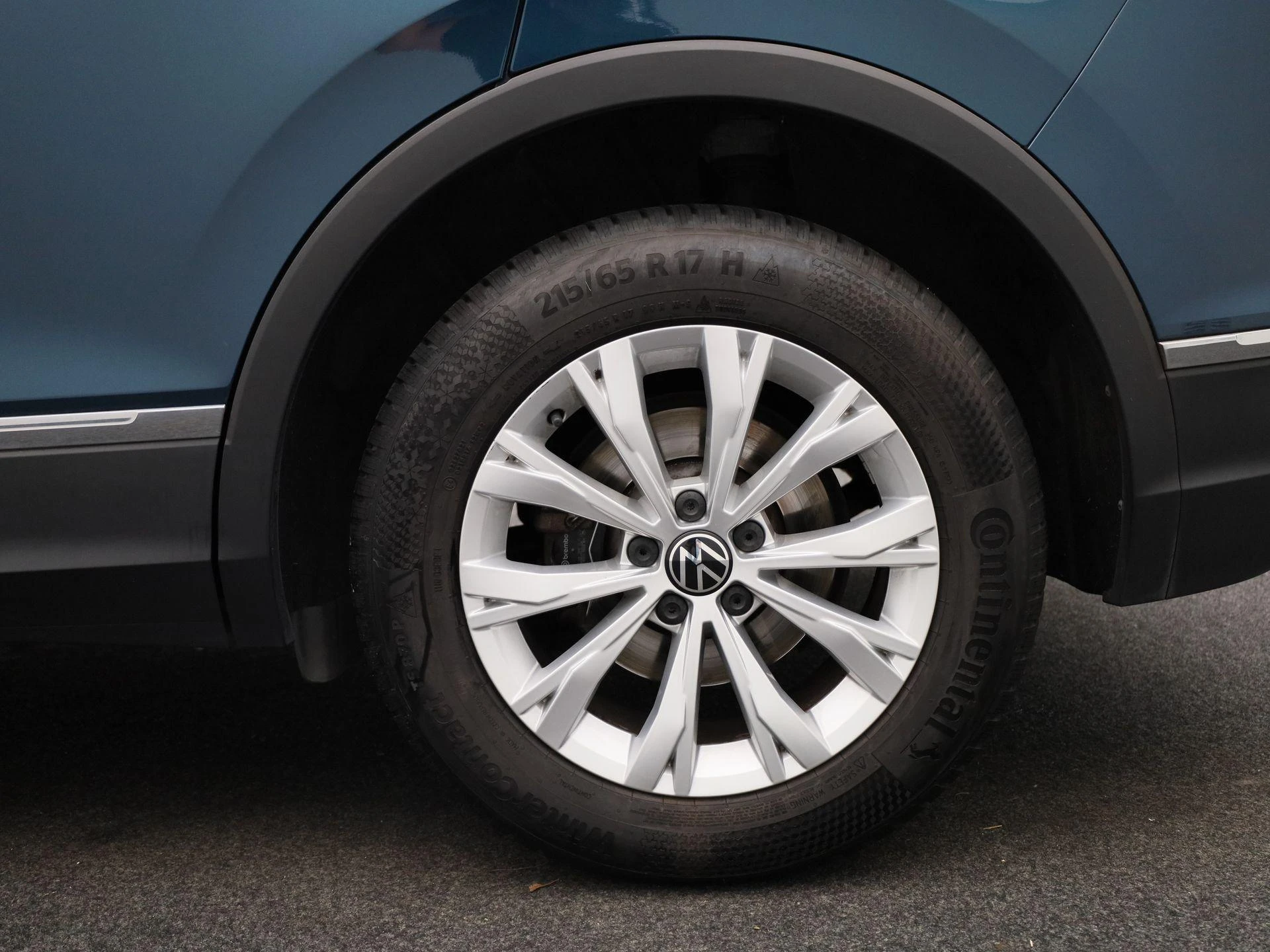 Volkswagen-Tiguan-image-15