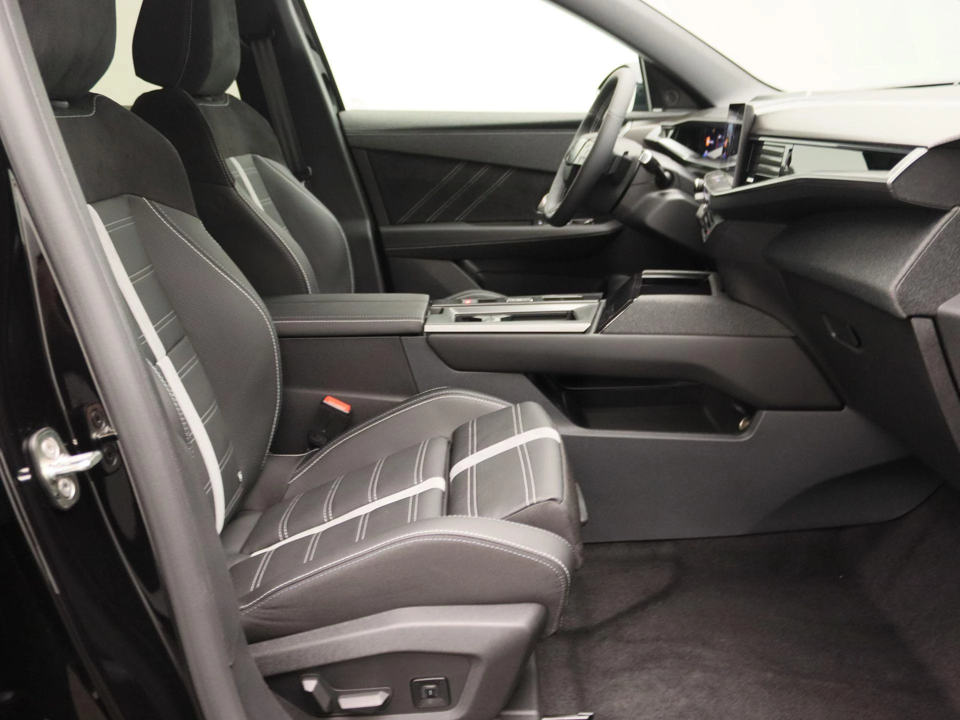 Opel Grandland Electric Ultimate AWD 73 kWh