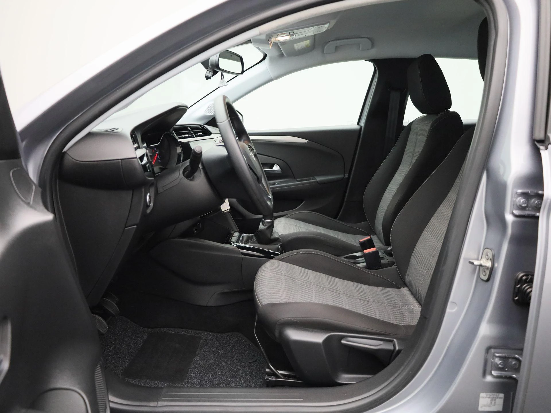 Opel-Corsa-image-10